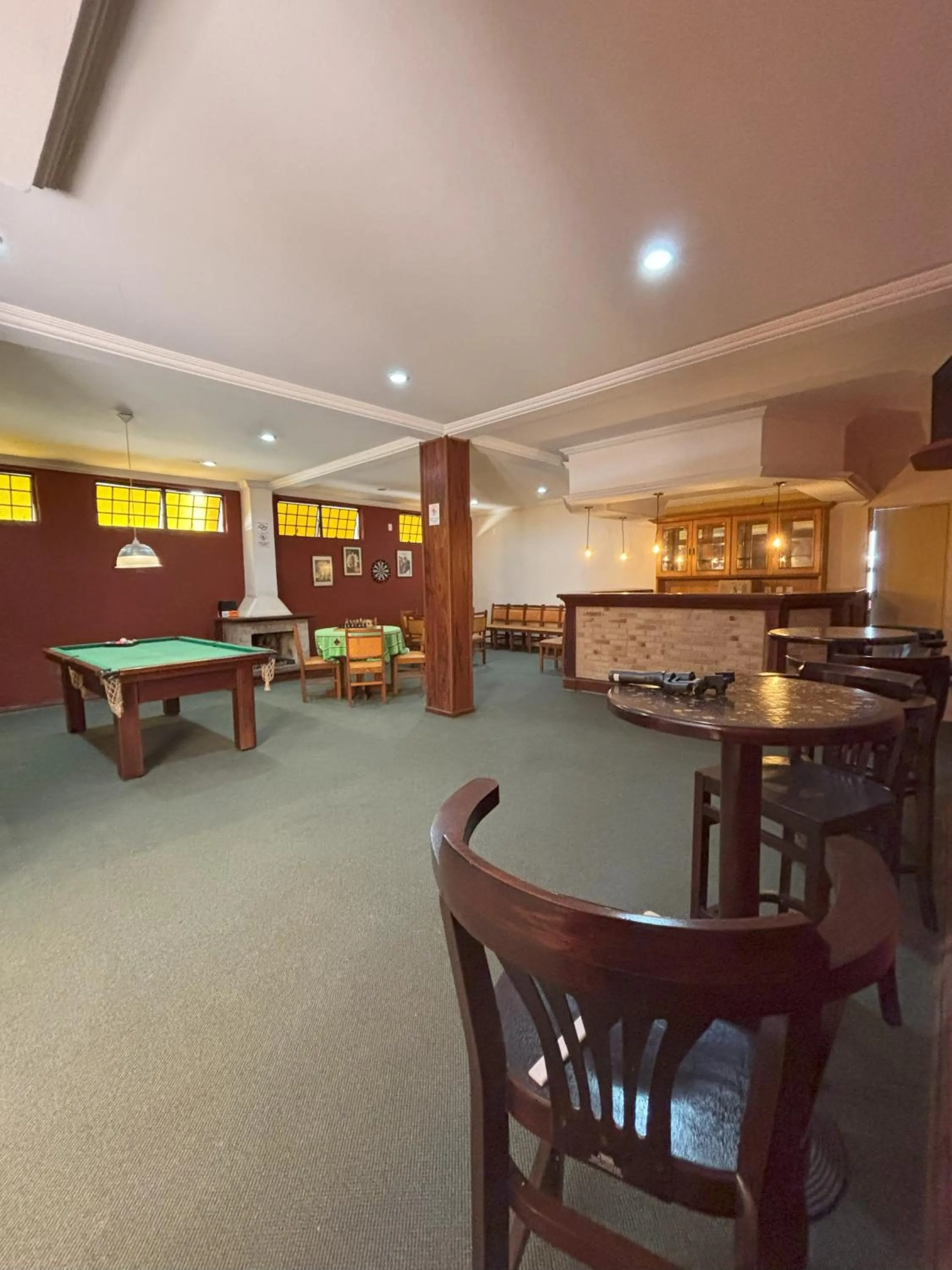 Game Room in Pousada Portal das Cerejeiras - Be Happy Group