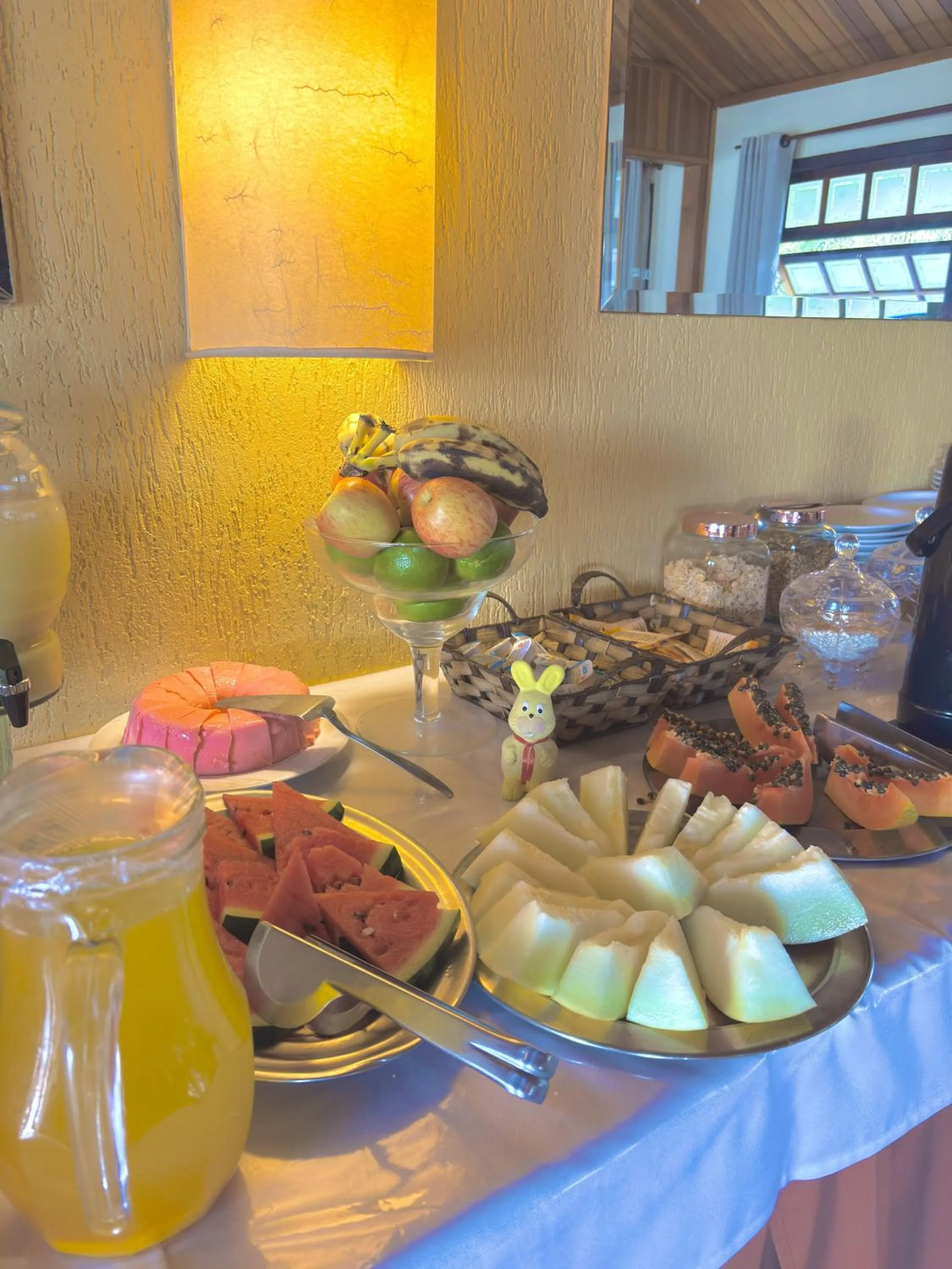 Breakfast in Pousada Portal das Cerejeiras - Be Happy Group