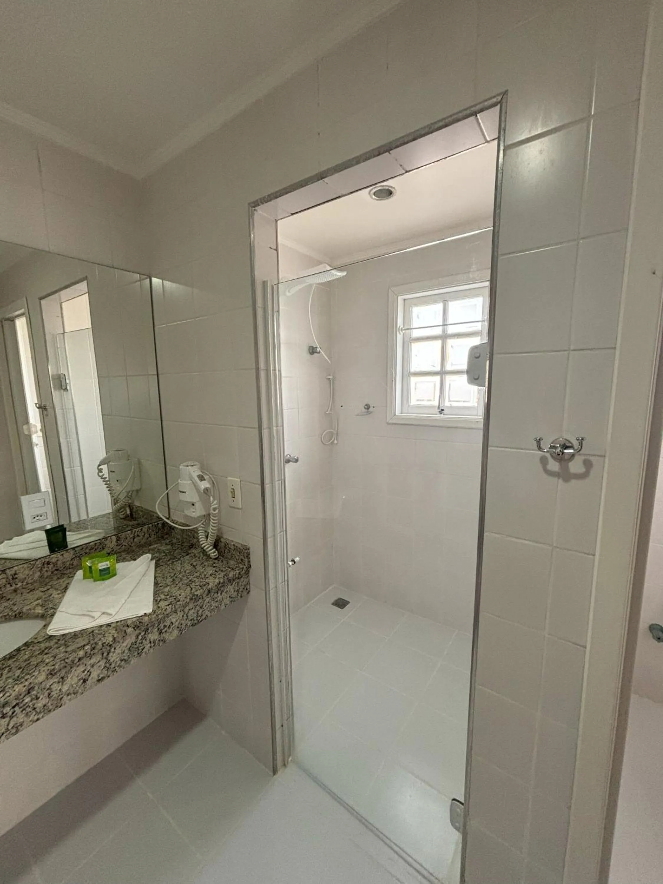 Bathroom in Pousada Portal das Cerejeiras - Be Happy Group