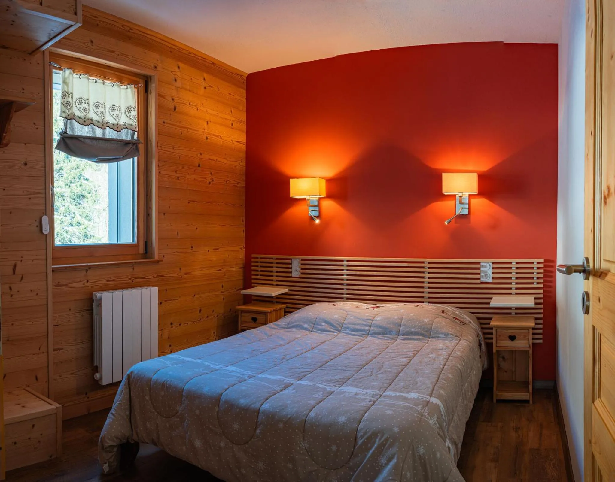 Bedroom, Bed in Les Berlicants