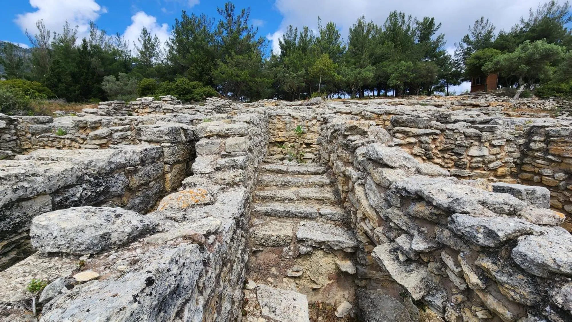 Hiking in Intra Muros Hostel