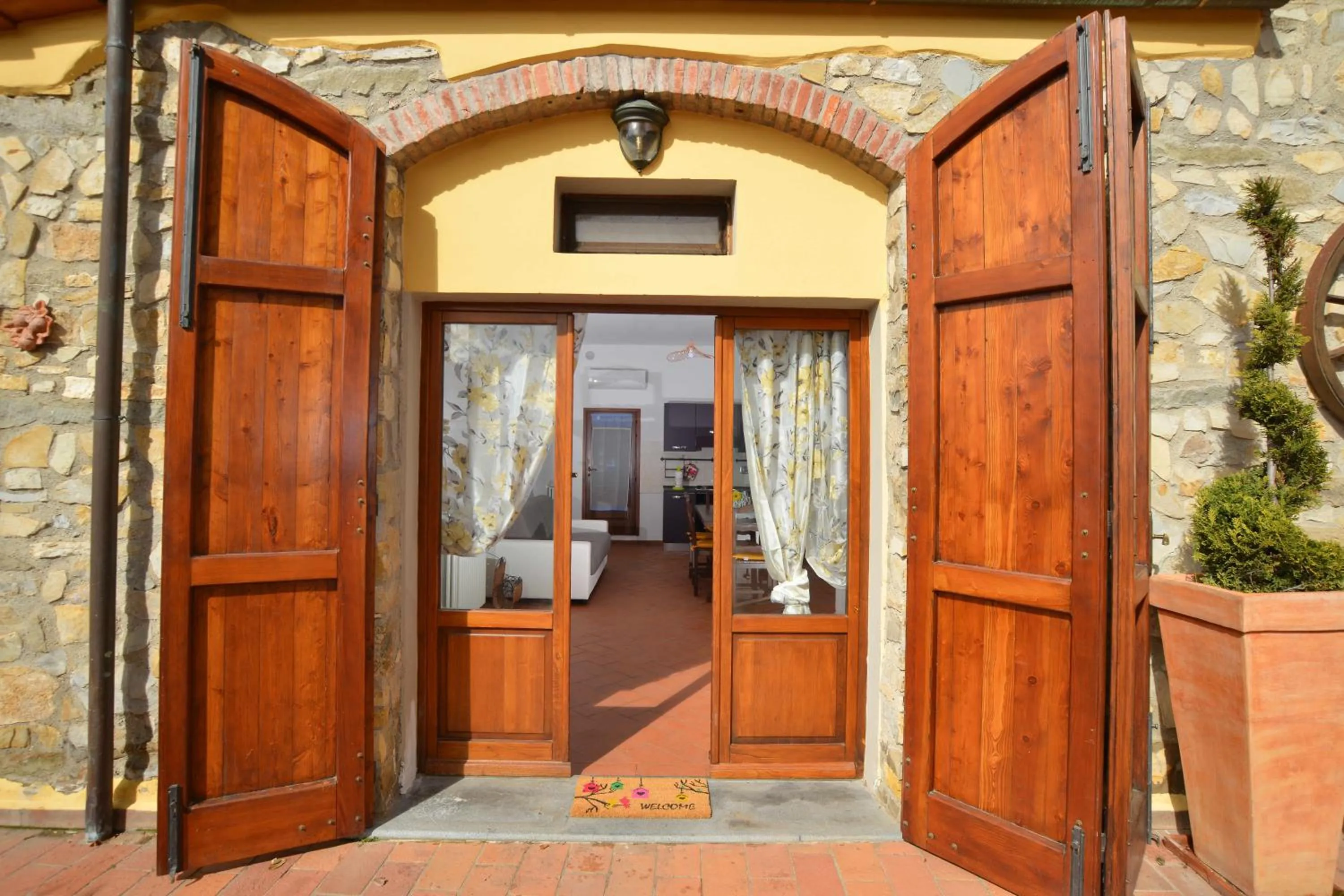 Property building in La Valle di Anna