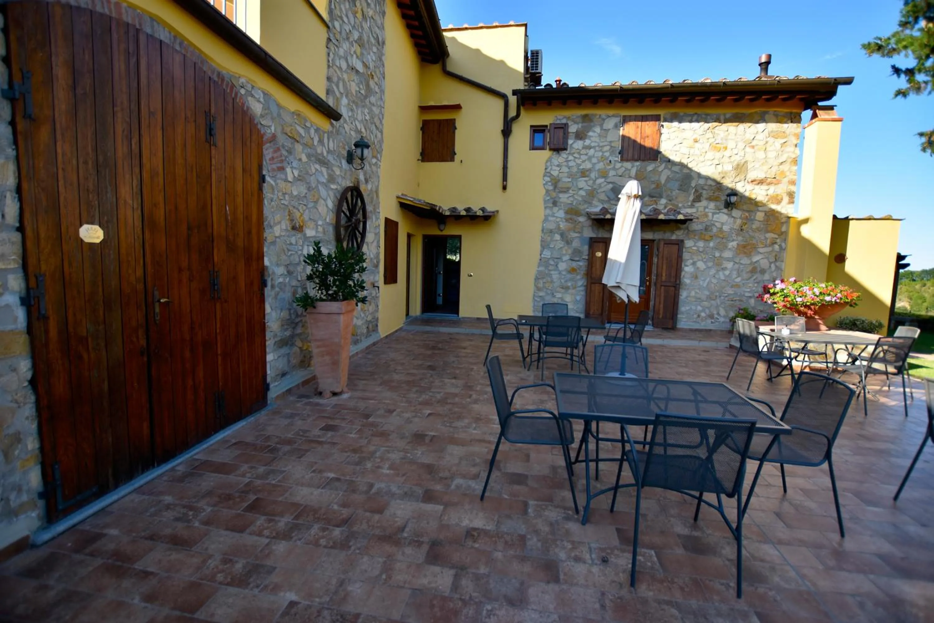Patio in La Valle di Anna