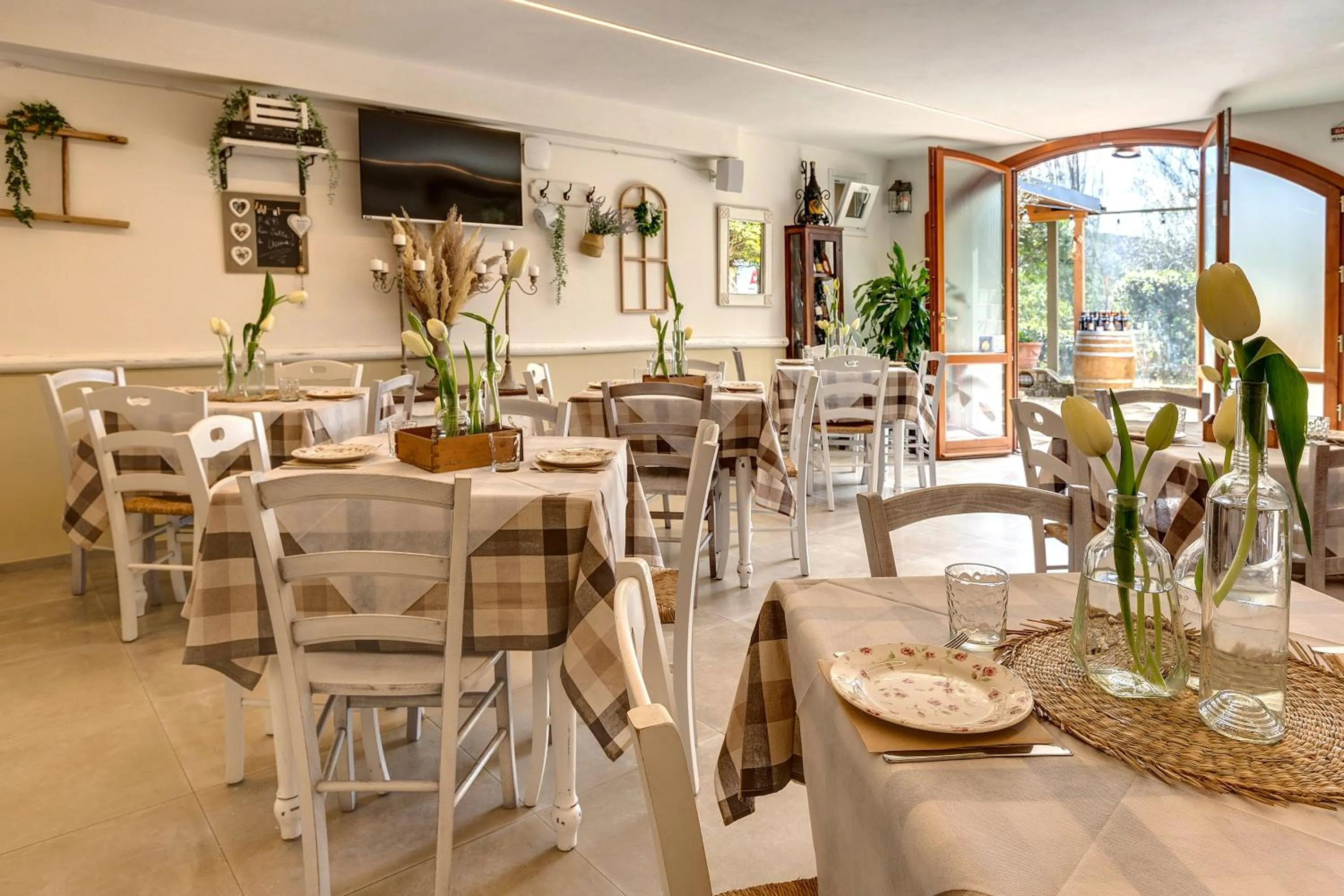 Restaurant/places to eat in La Valle di Anna