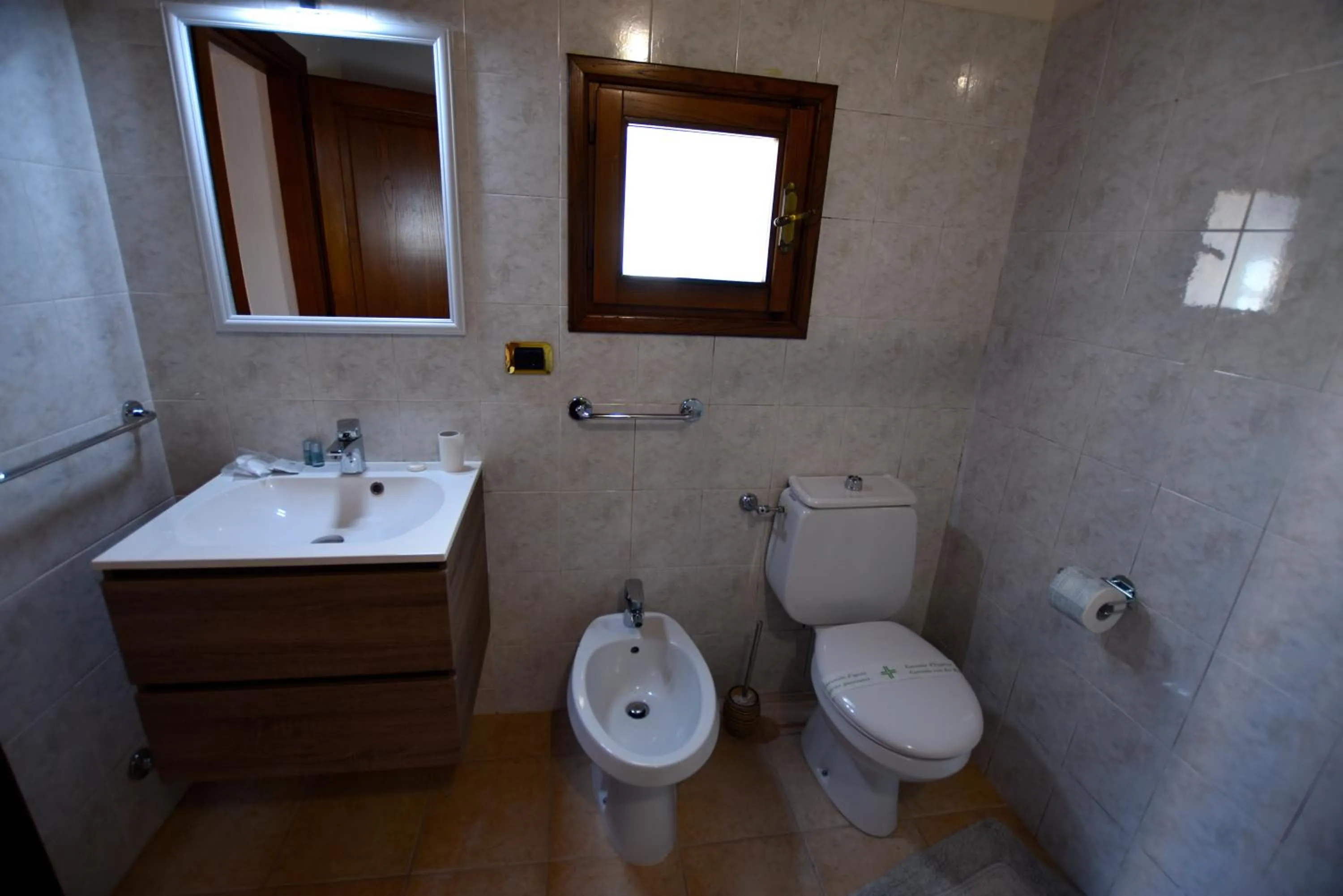 Shower in La Valle di Anna