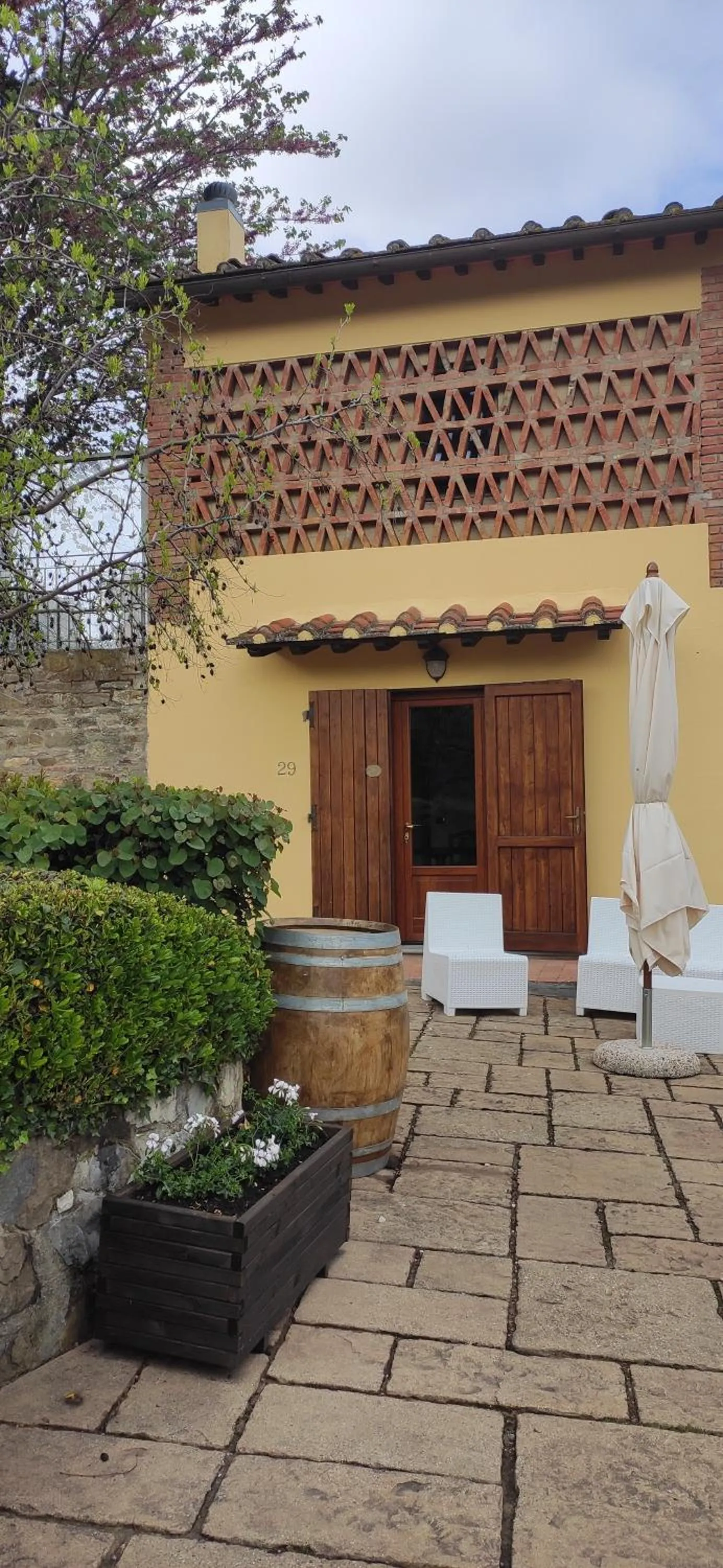 Property building in La Valle di Anna