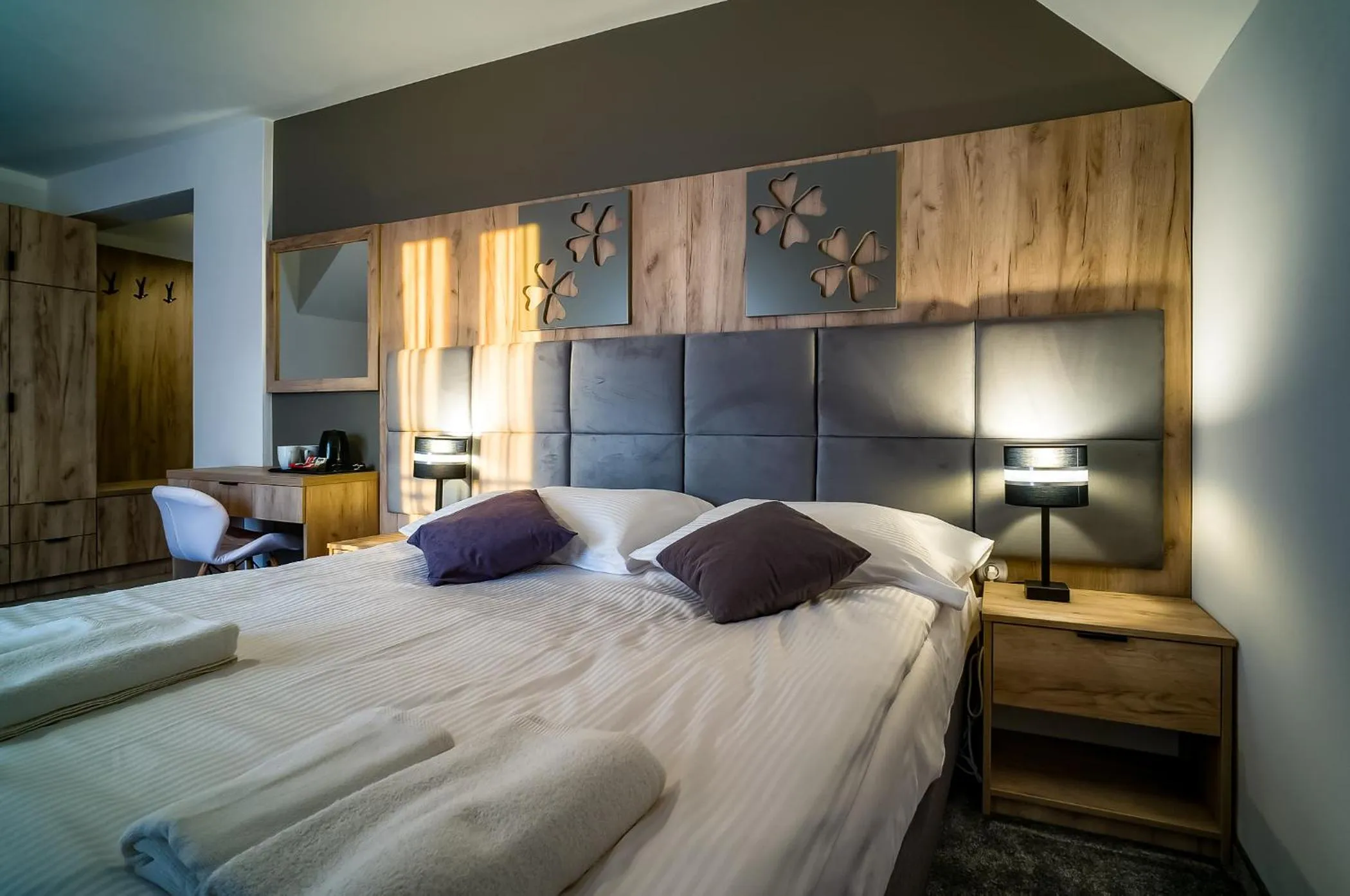 Photo of the whole room, Bed in Willa Na Skarpie