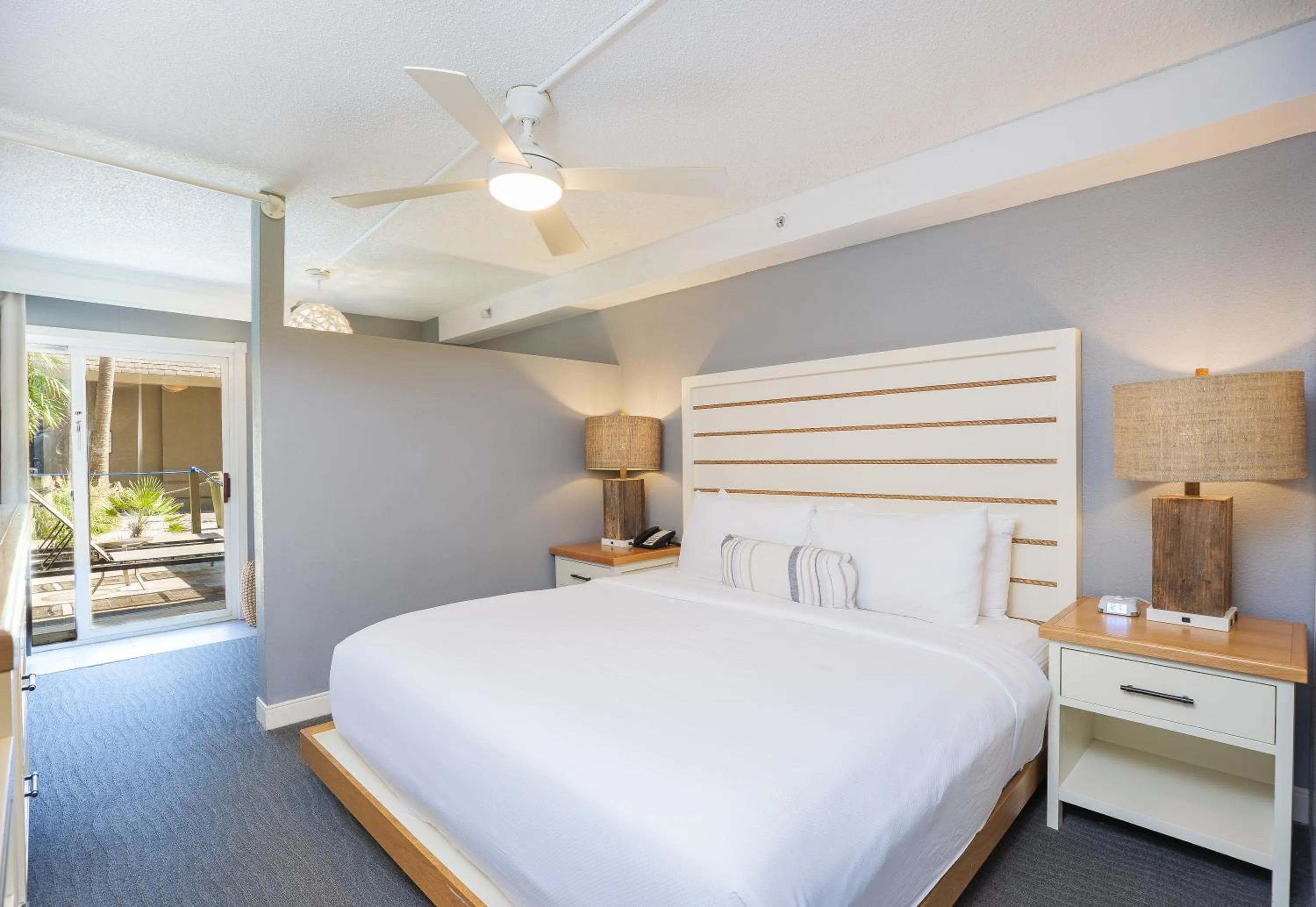 Bedroom, Bed in Beach House Resort Hilton Head Island