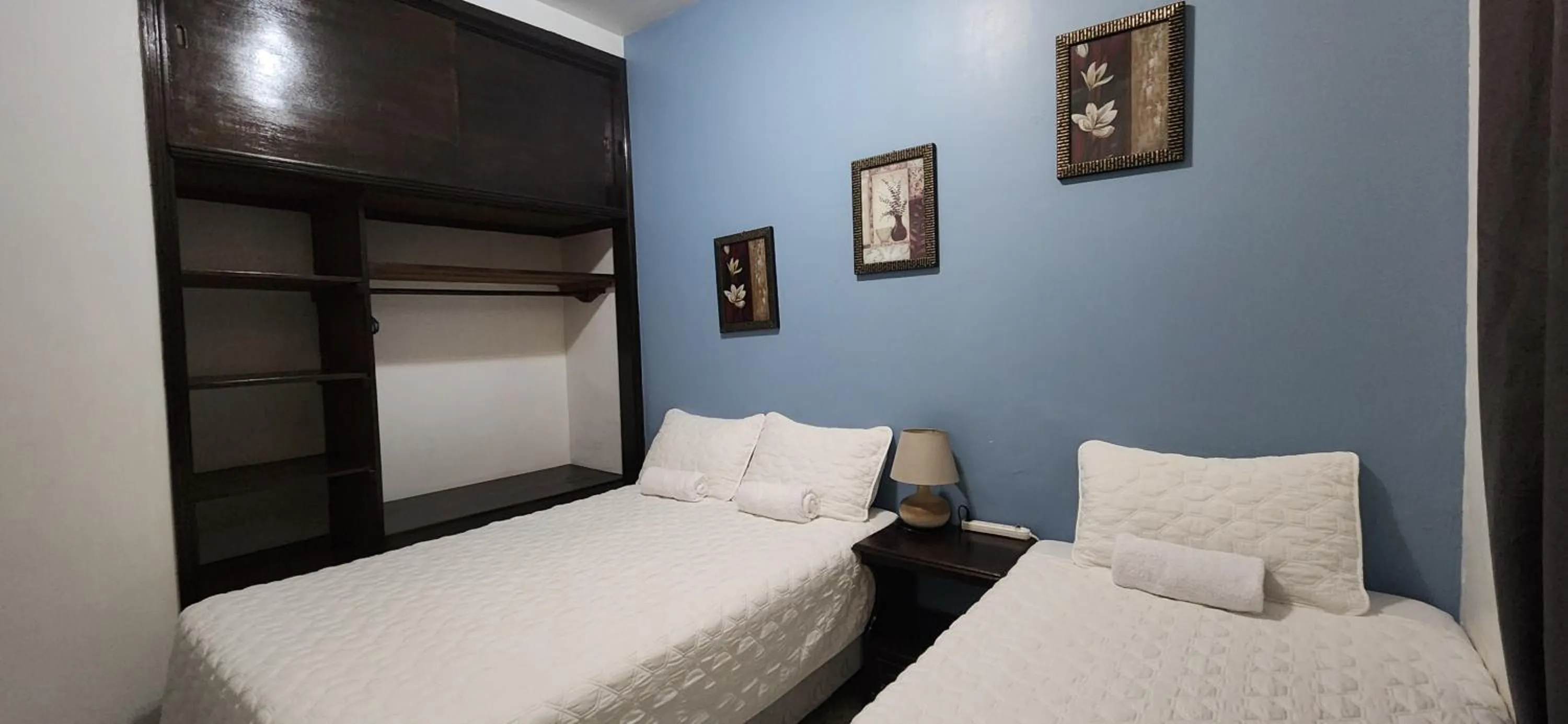 wardrobe, Bed in Casa Altamira