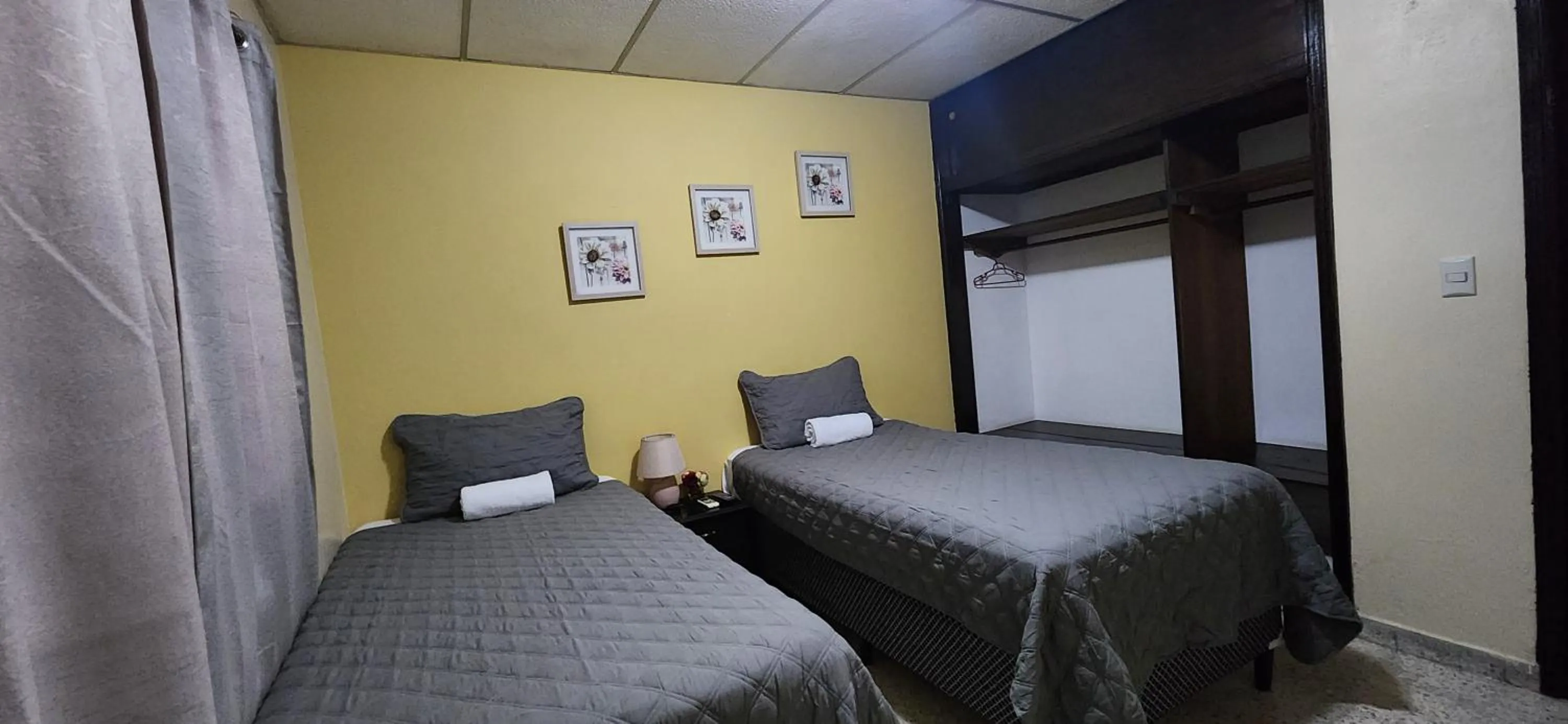 Photo of the whole room, Bed in Casa Altamira