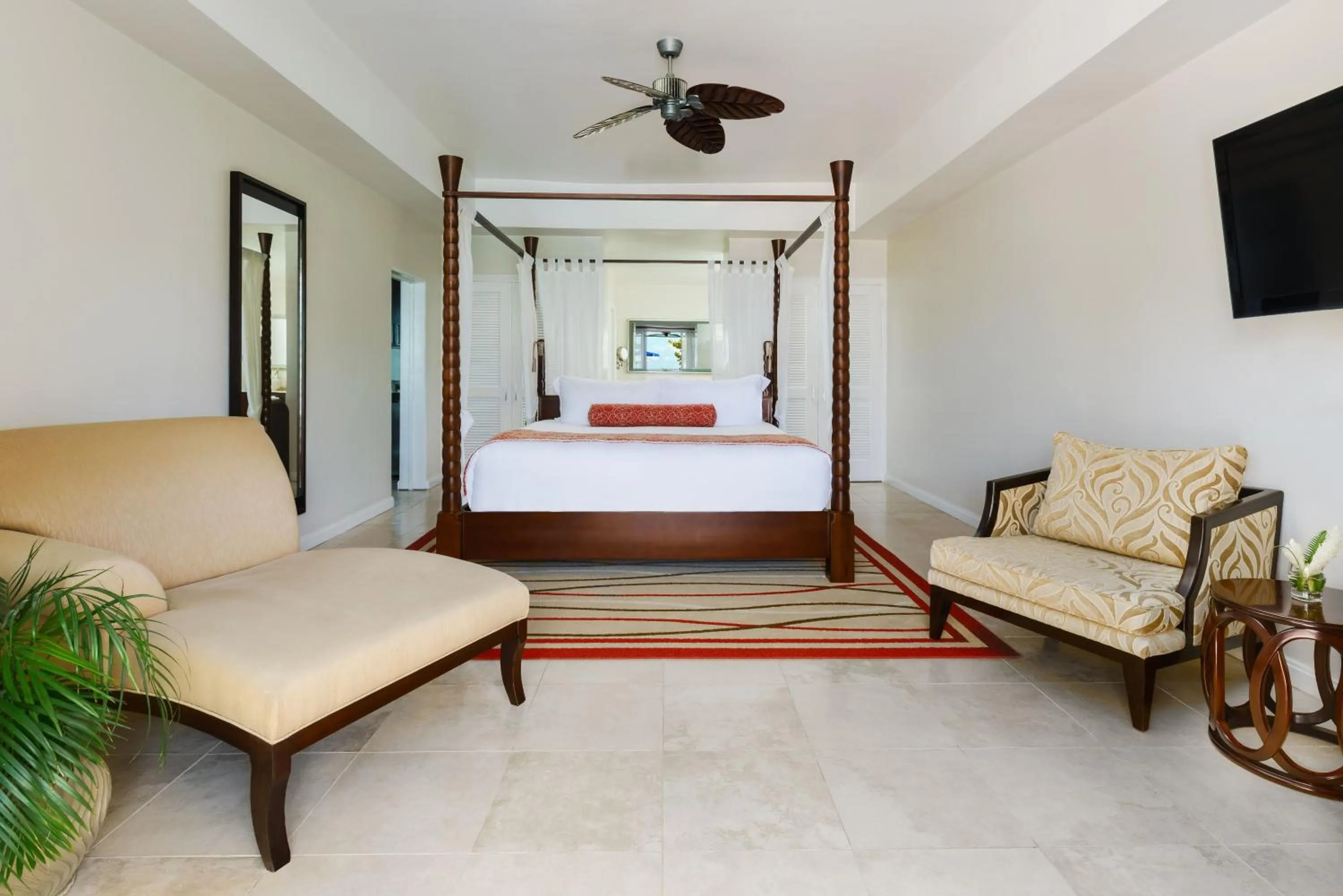 Bedroom in Spice Island Beach Resort