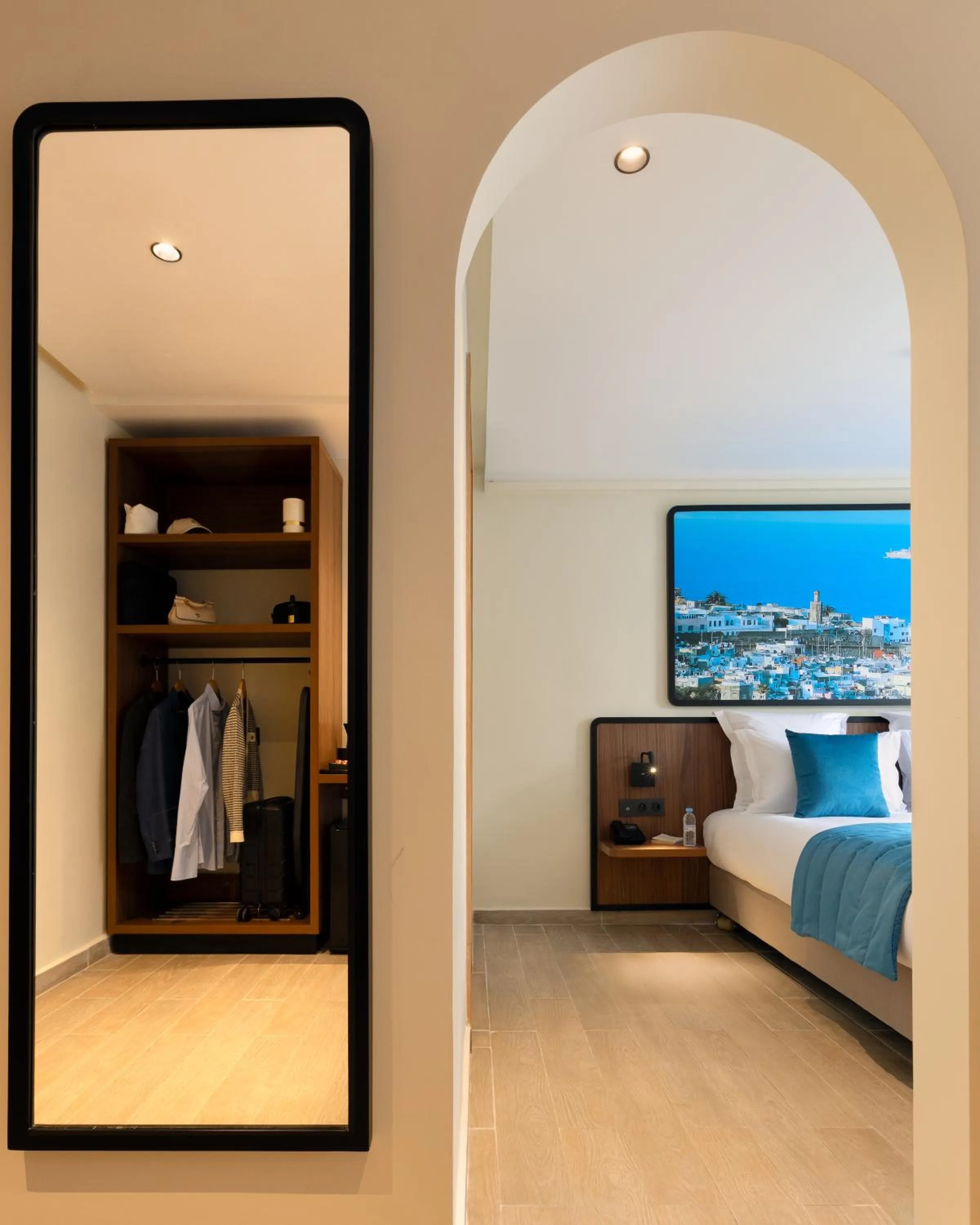 wardrobe, Bed in MIA Urban Detroit Tanger