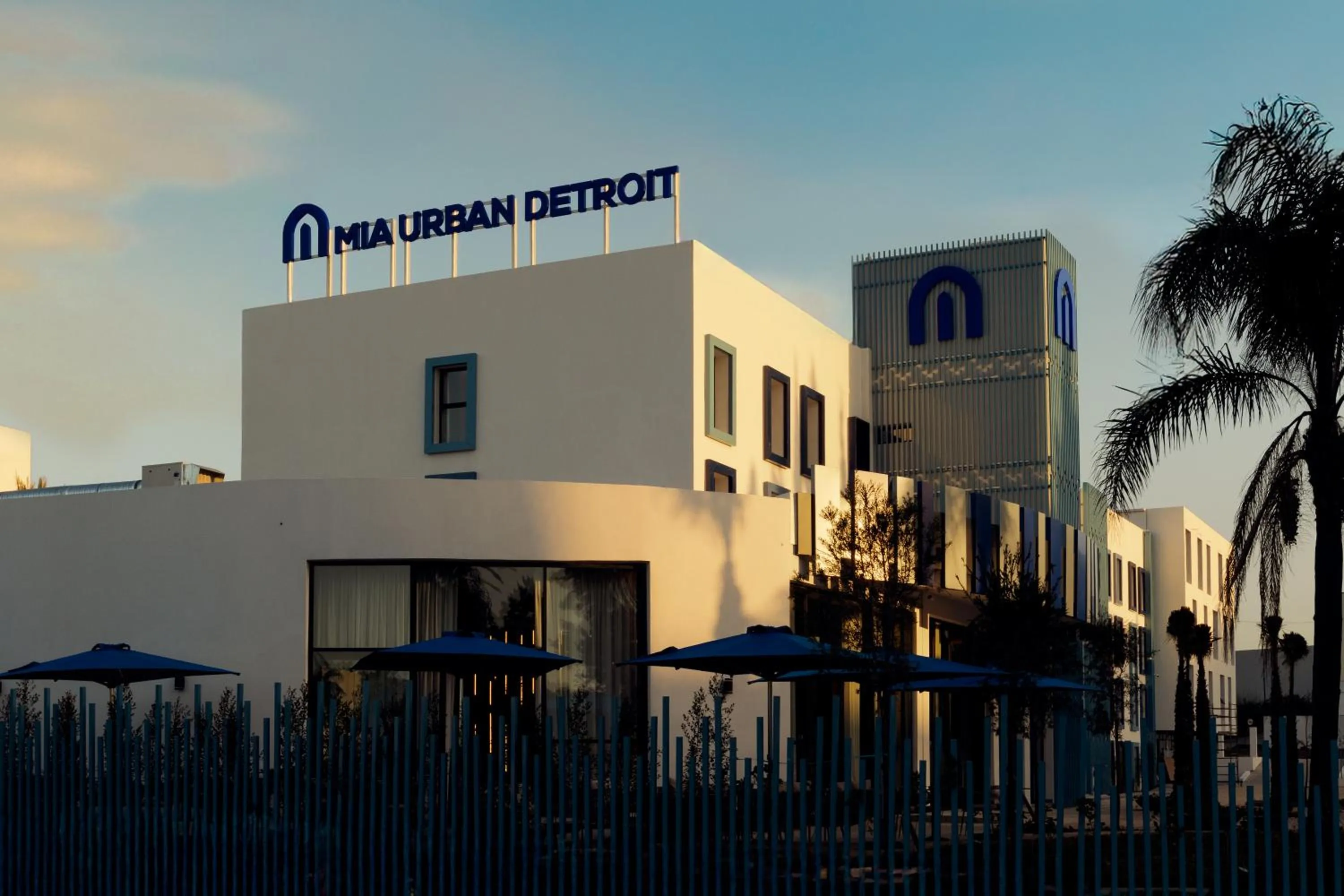 Facade/entrance in MIA Urban Detroit Tanger