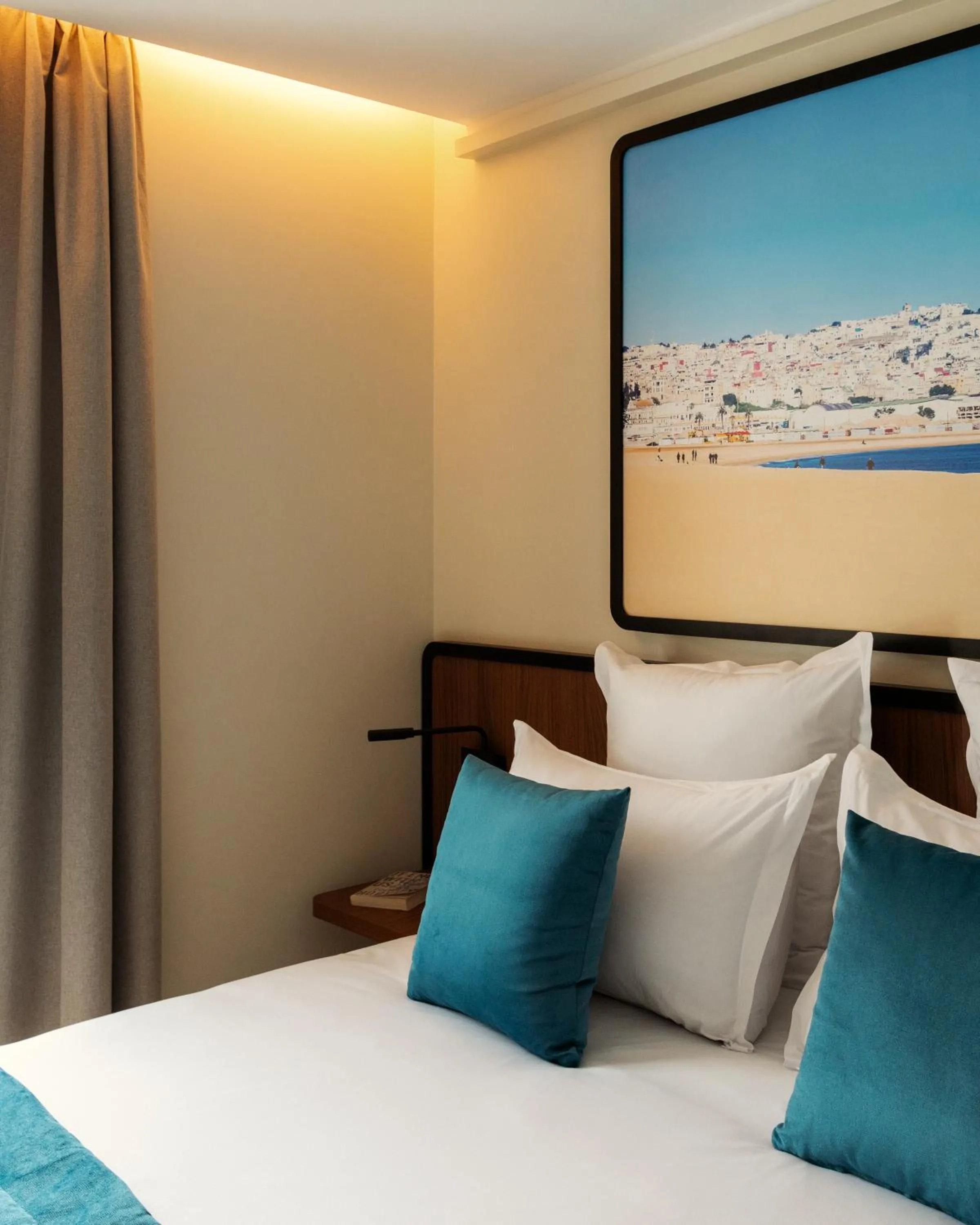 Decorative detail, Bed in MIA Urban Detroit Tanger