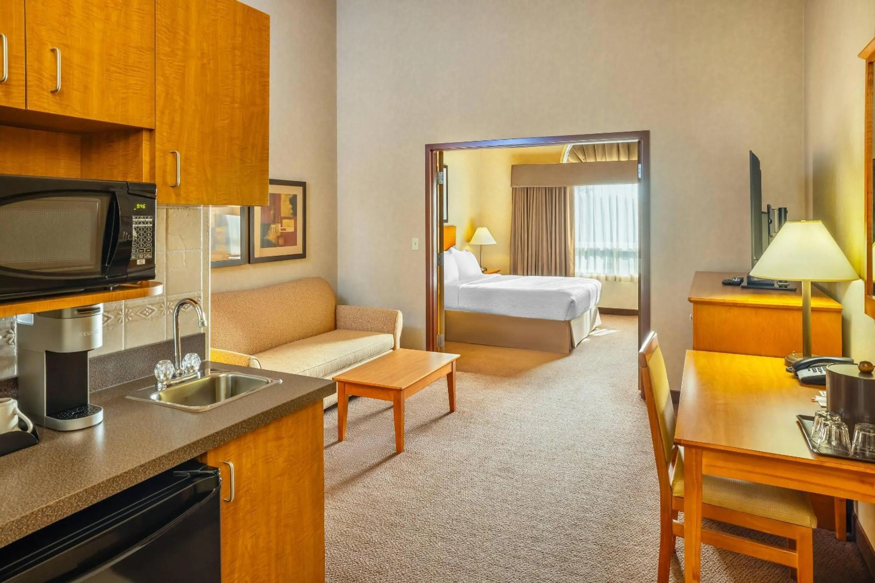 Bedroom, Bed in Clarion Pointe