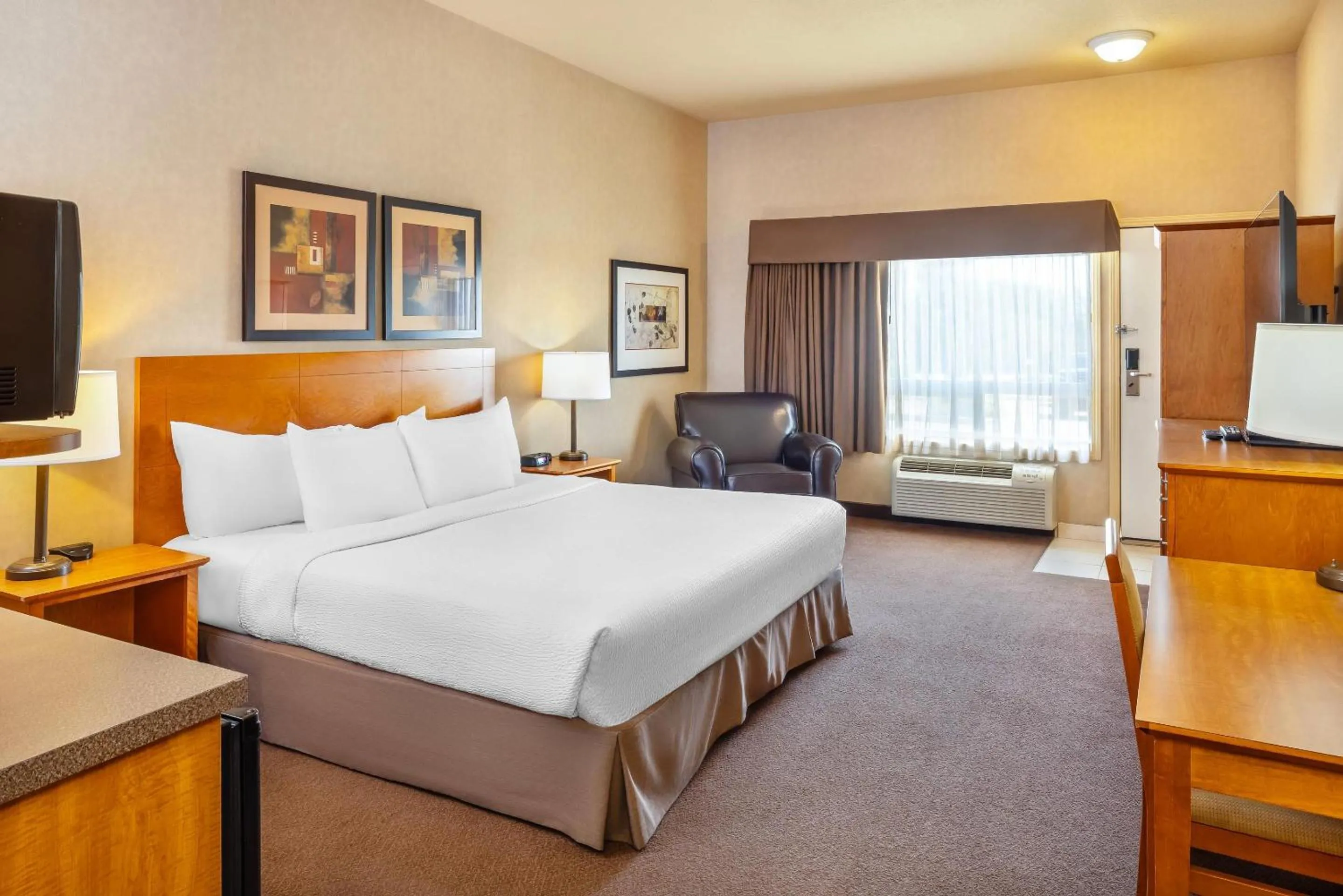 Bedroom, Bed in Clarion Pointe