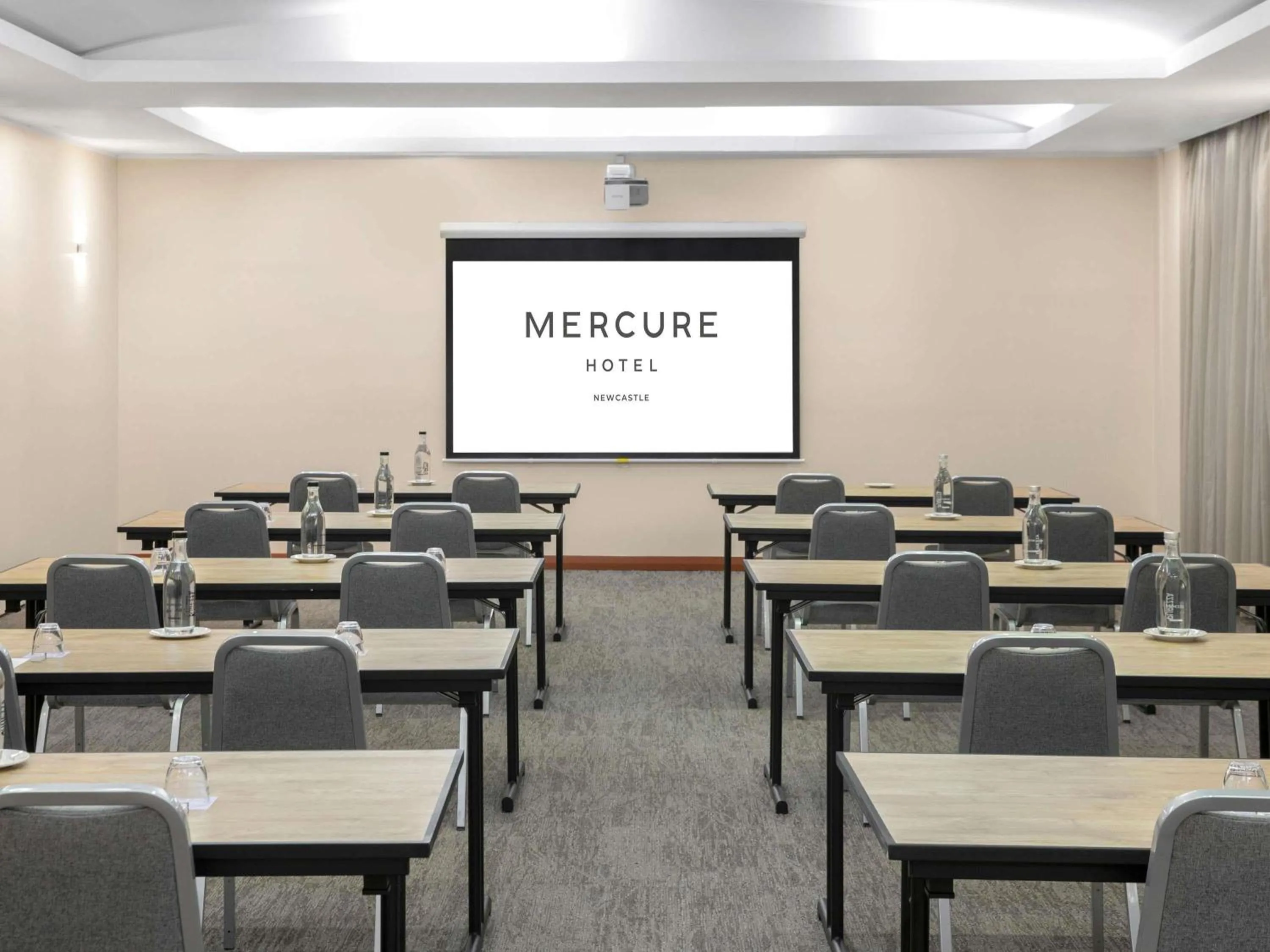 Meeting/conference room in Mercure Newcastle
