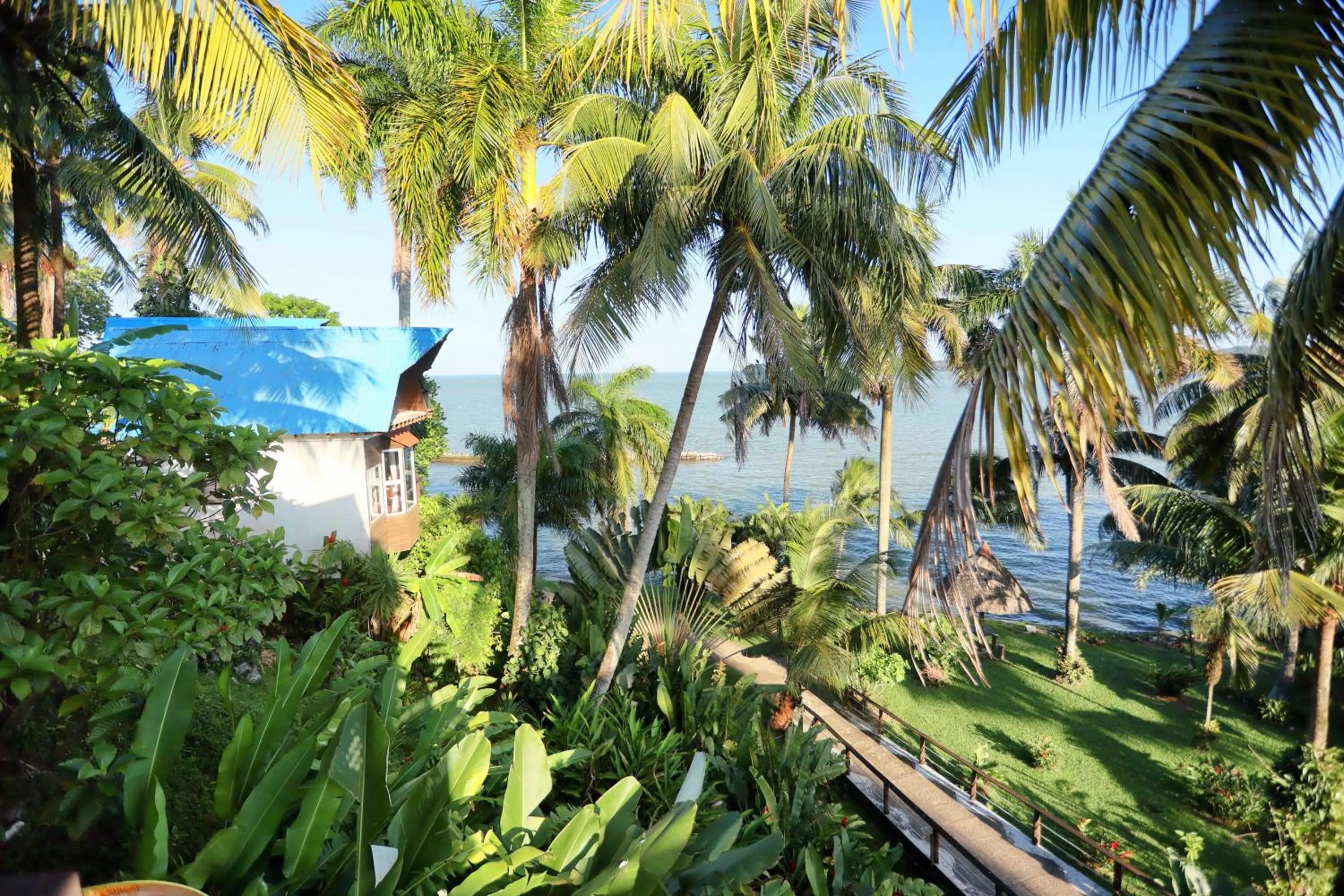 Property building in Villa Caribe