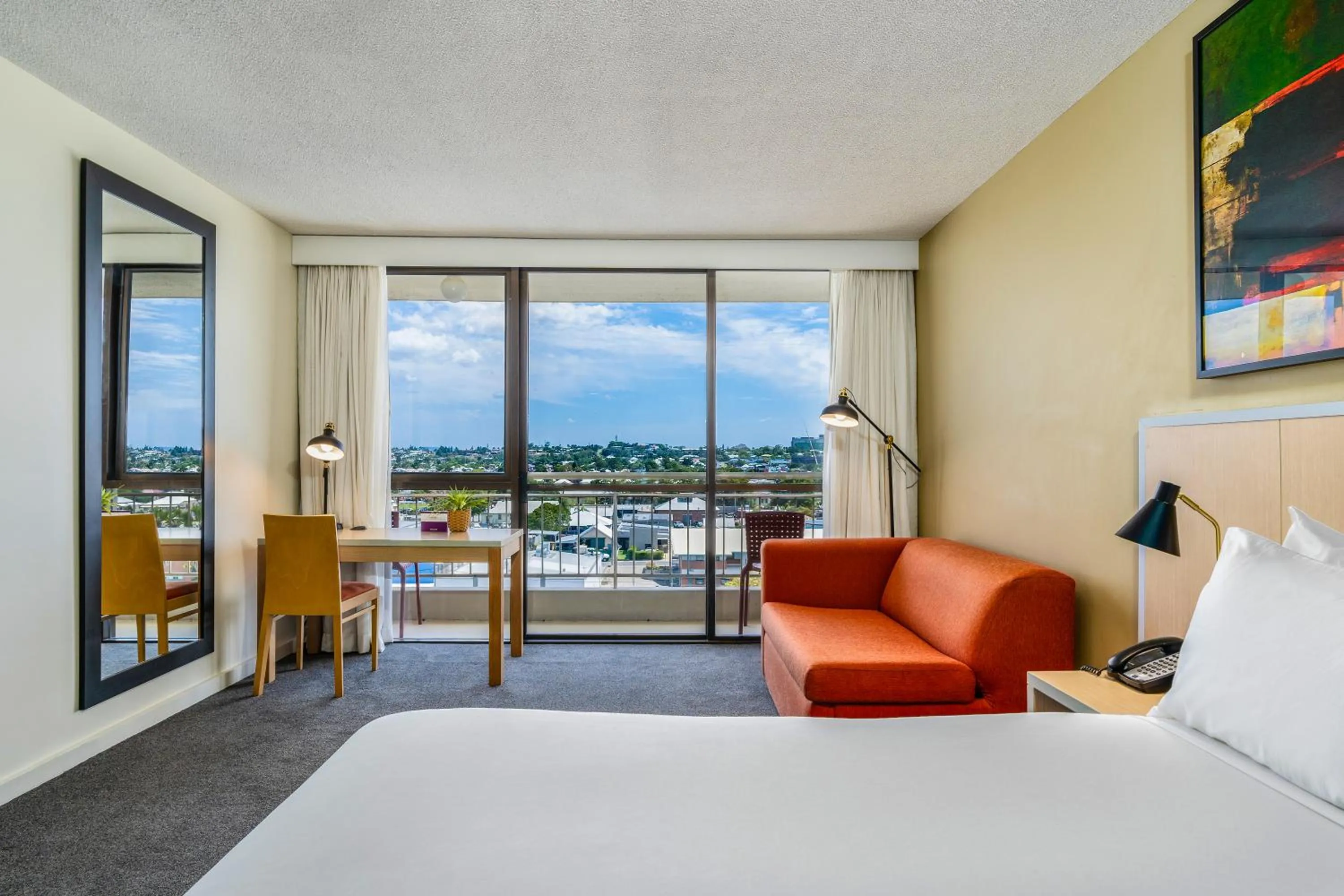 View (from property/room), Bed in Mercure Rockhampton