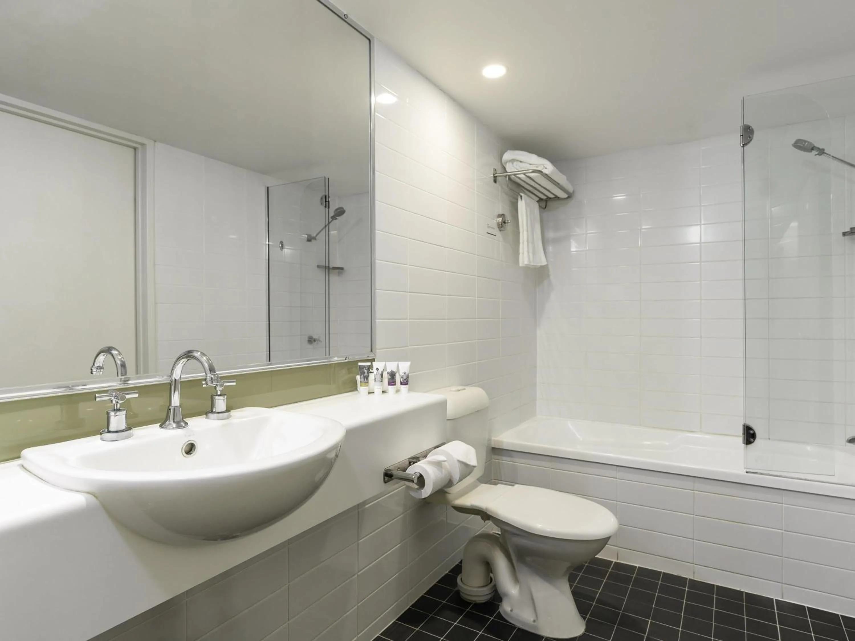 Bedroom in Mercure Rockhampton