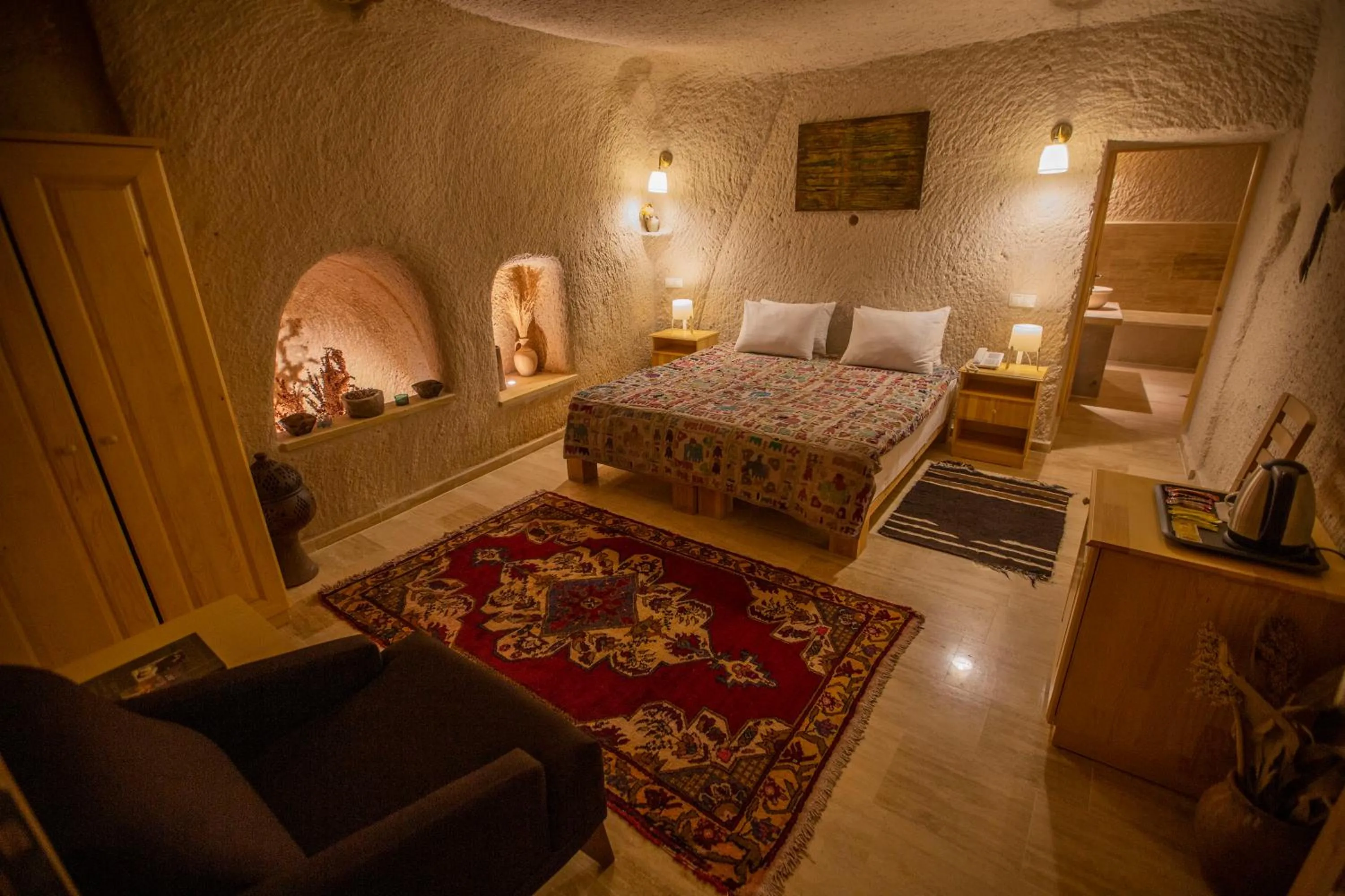 Photo of the whole room, Bed in Maze Of Cappadocia Hotel