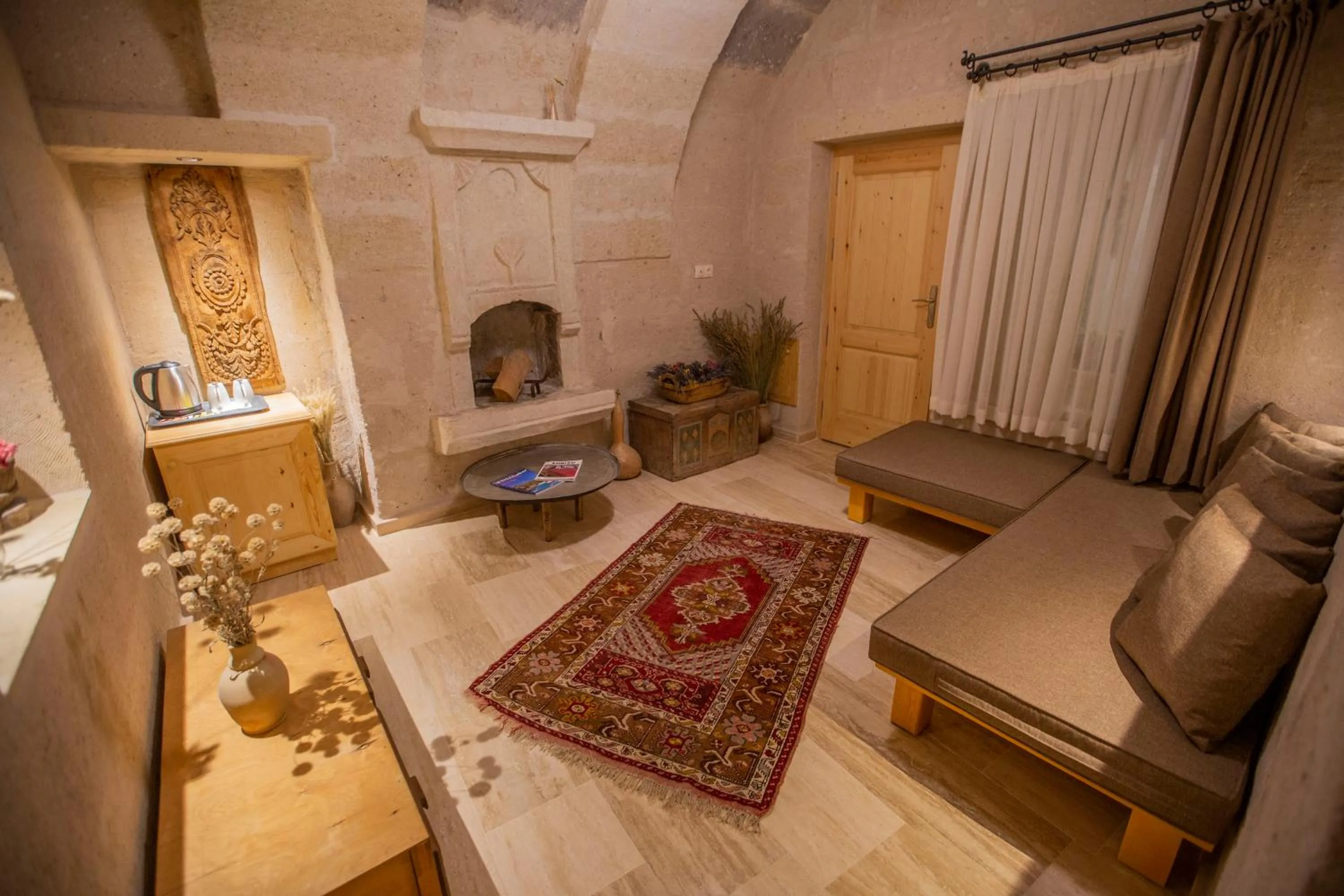 Seating area, Bed in Maze Of Cappadocia Hotel