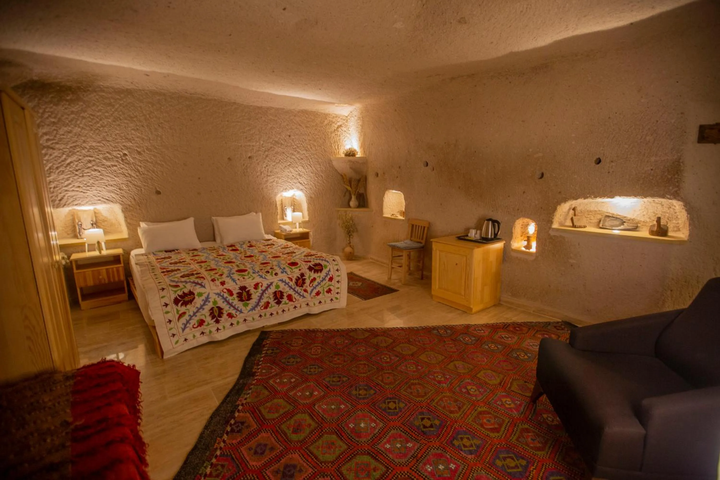 Photo of the whole room, Bed in Maze Of Cappadocia Hotel