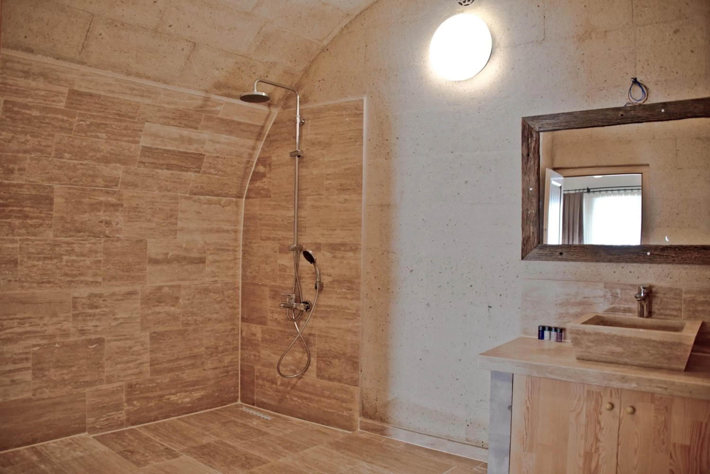 Shower in Maze Of Cappadocia Hotel