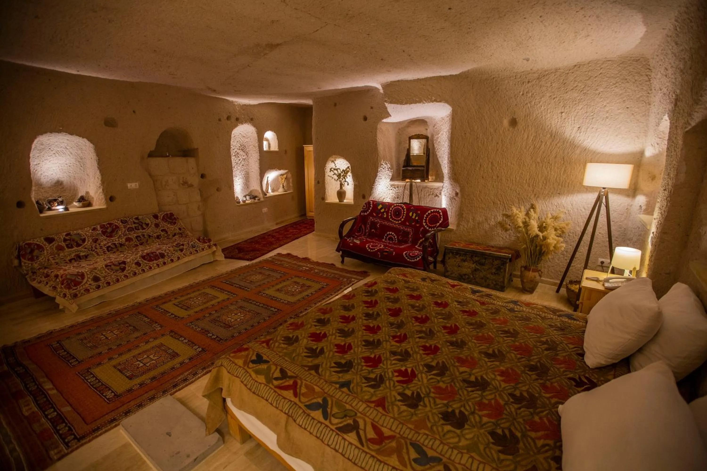 Photo of the whole room, Bed in Maze Of Cappadocia Hotel