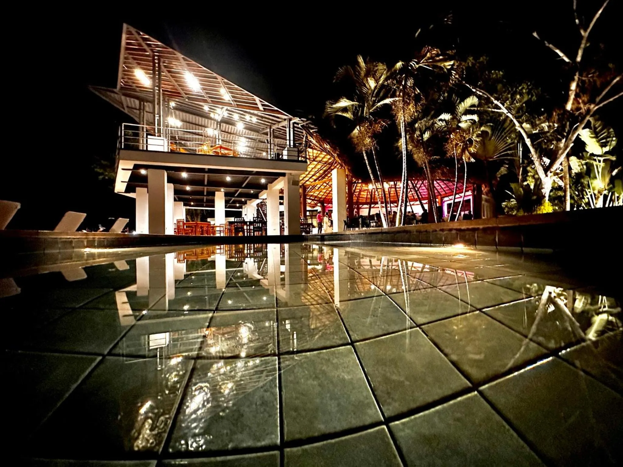 Property building in Hotel Maya Internacional