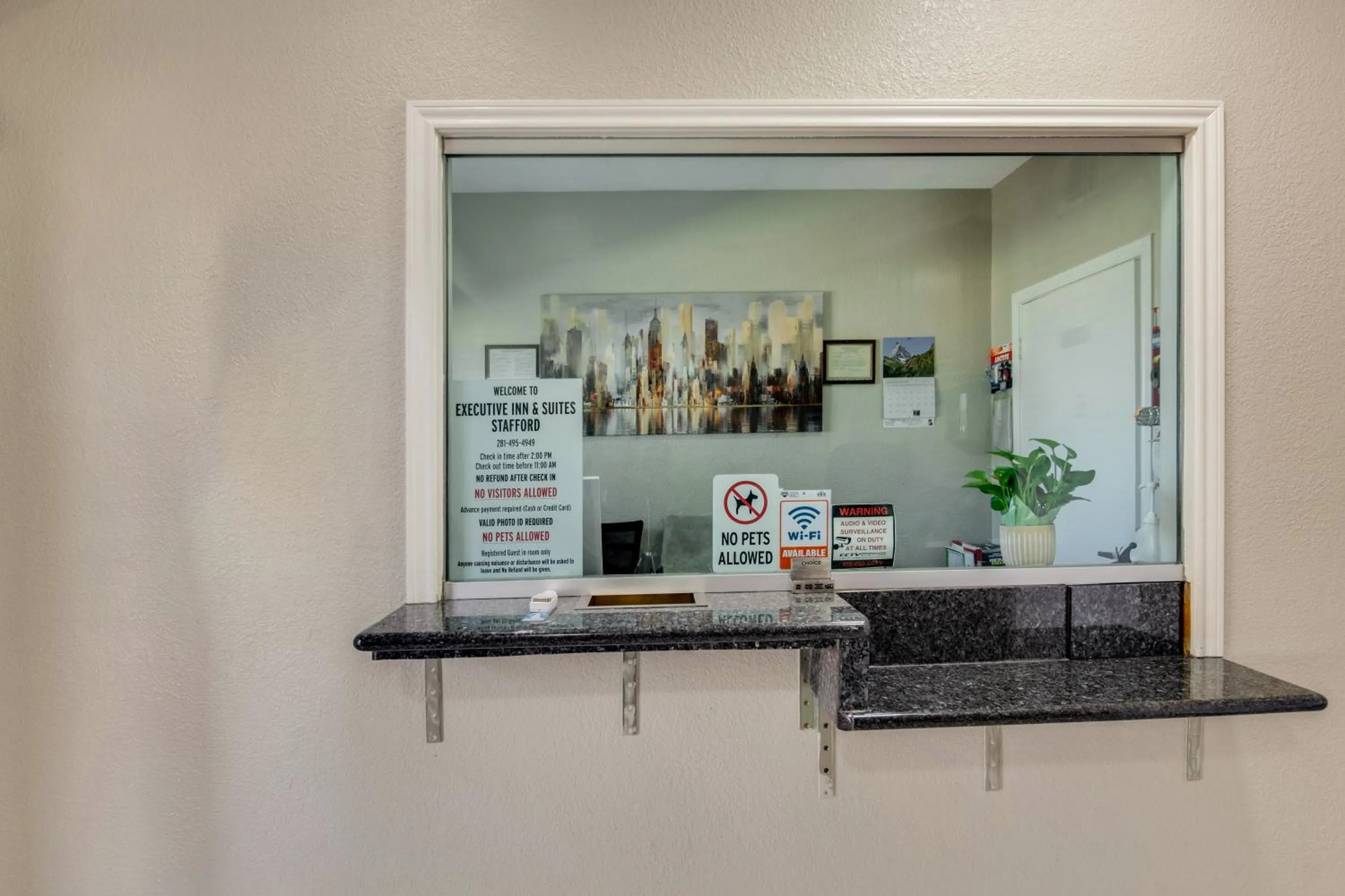 Executive Inn & Suites