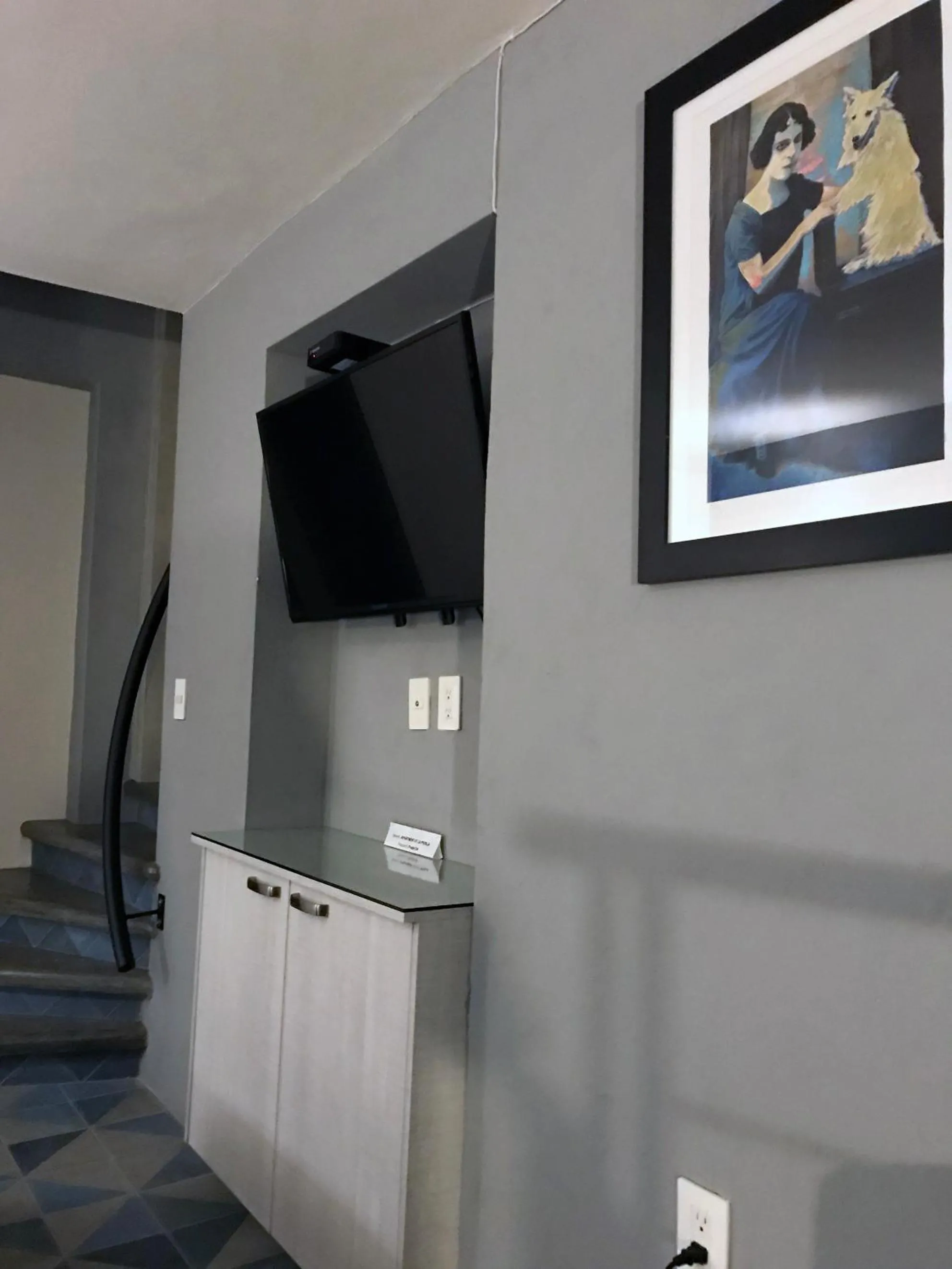 TV and multimedia in Colonia Americana Two Level Loft