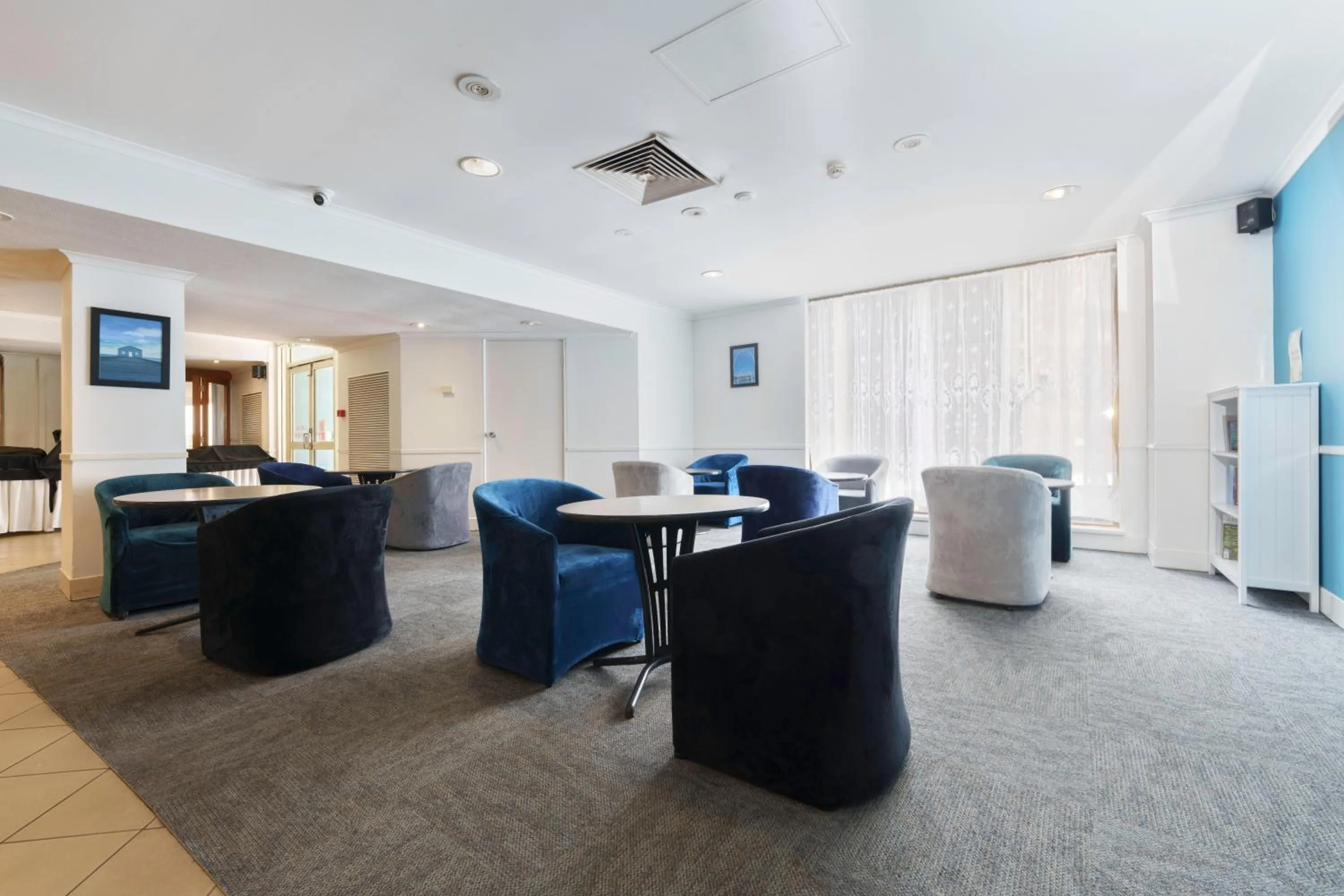 Lounge or bar in Comfort Inn & Suites Goodearth Perth