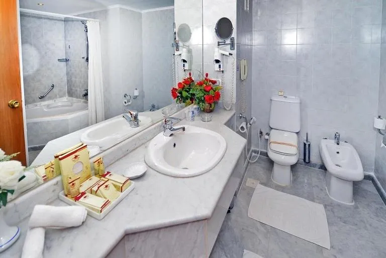 Sea Star Beau Rivage Hotel