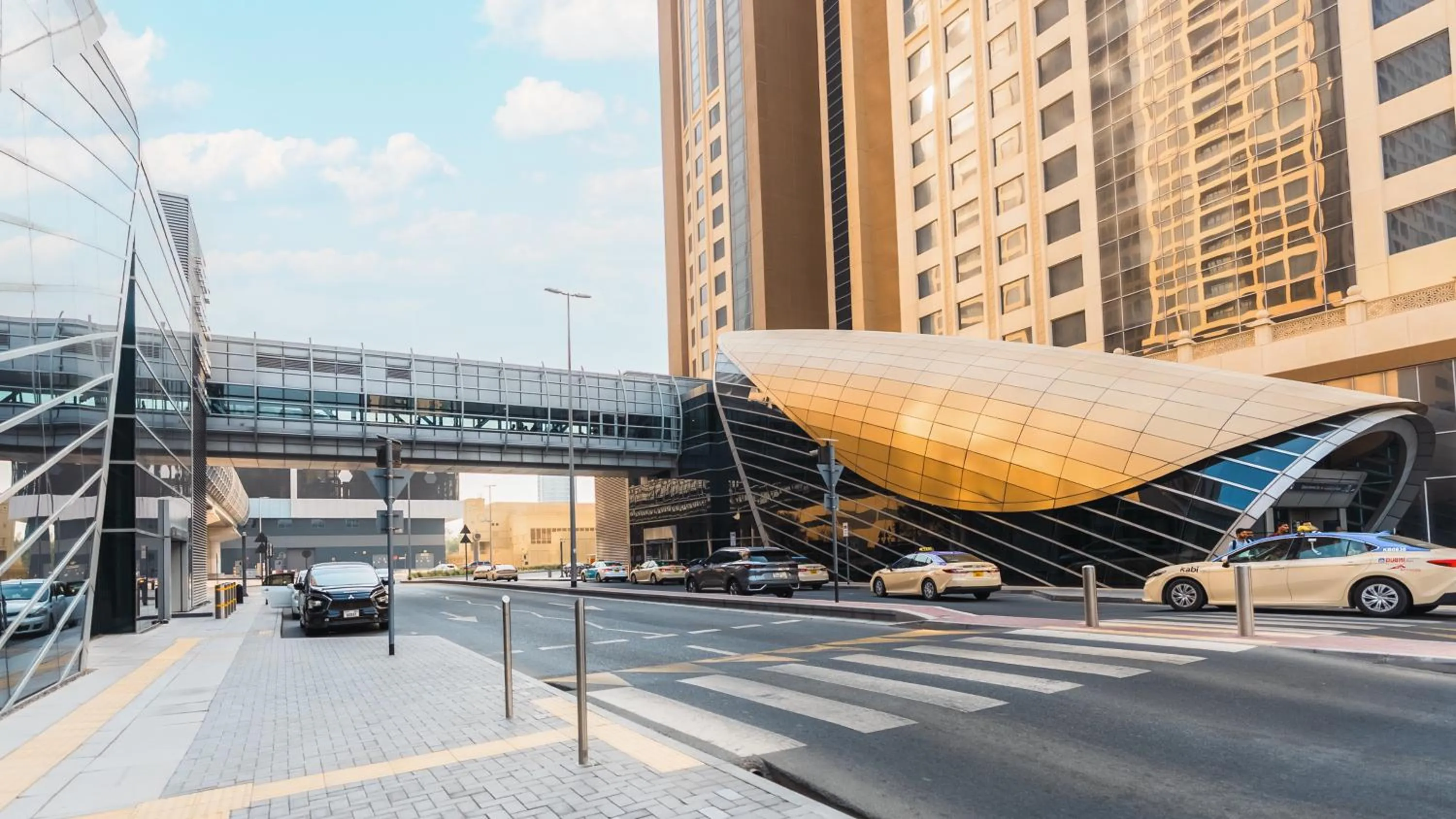 Facade/entrance in Citadines Metro Central Dubai