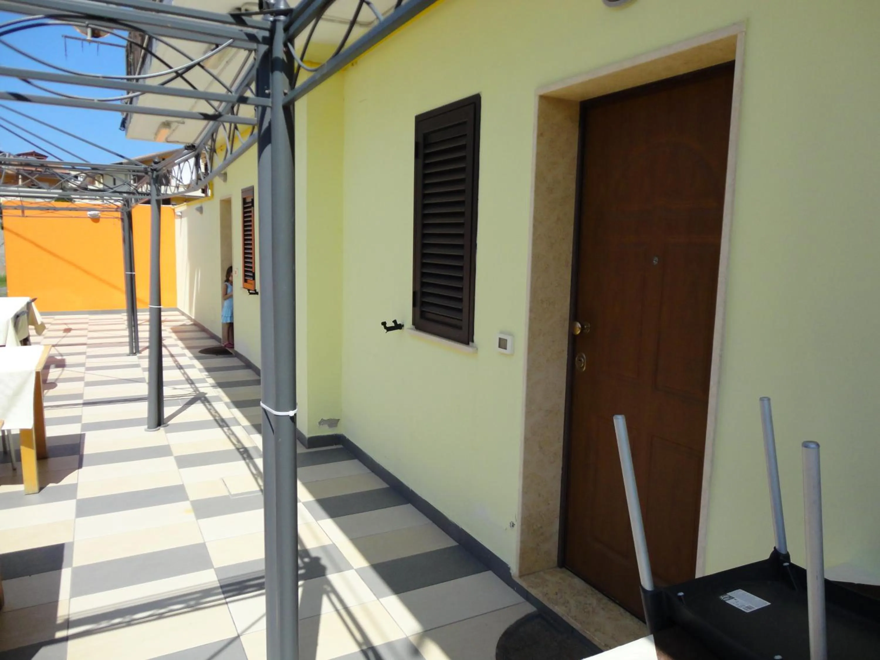 Facade/entrance in Anema e Core Pizzo