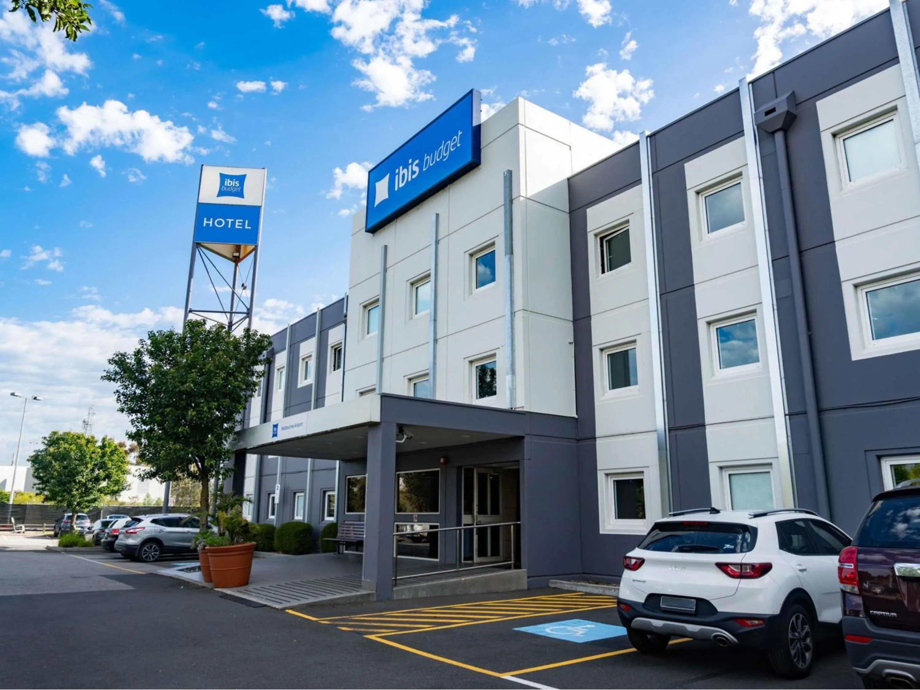 Property building in ibis Budget - Melbourne Airport