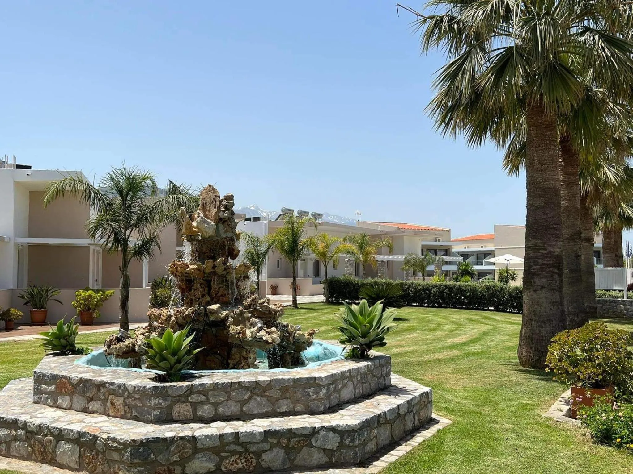 Argiri Apartments & Suites