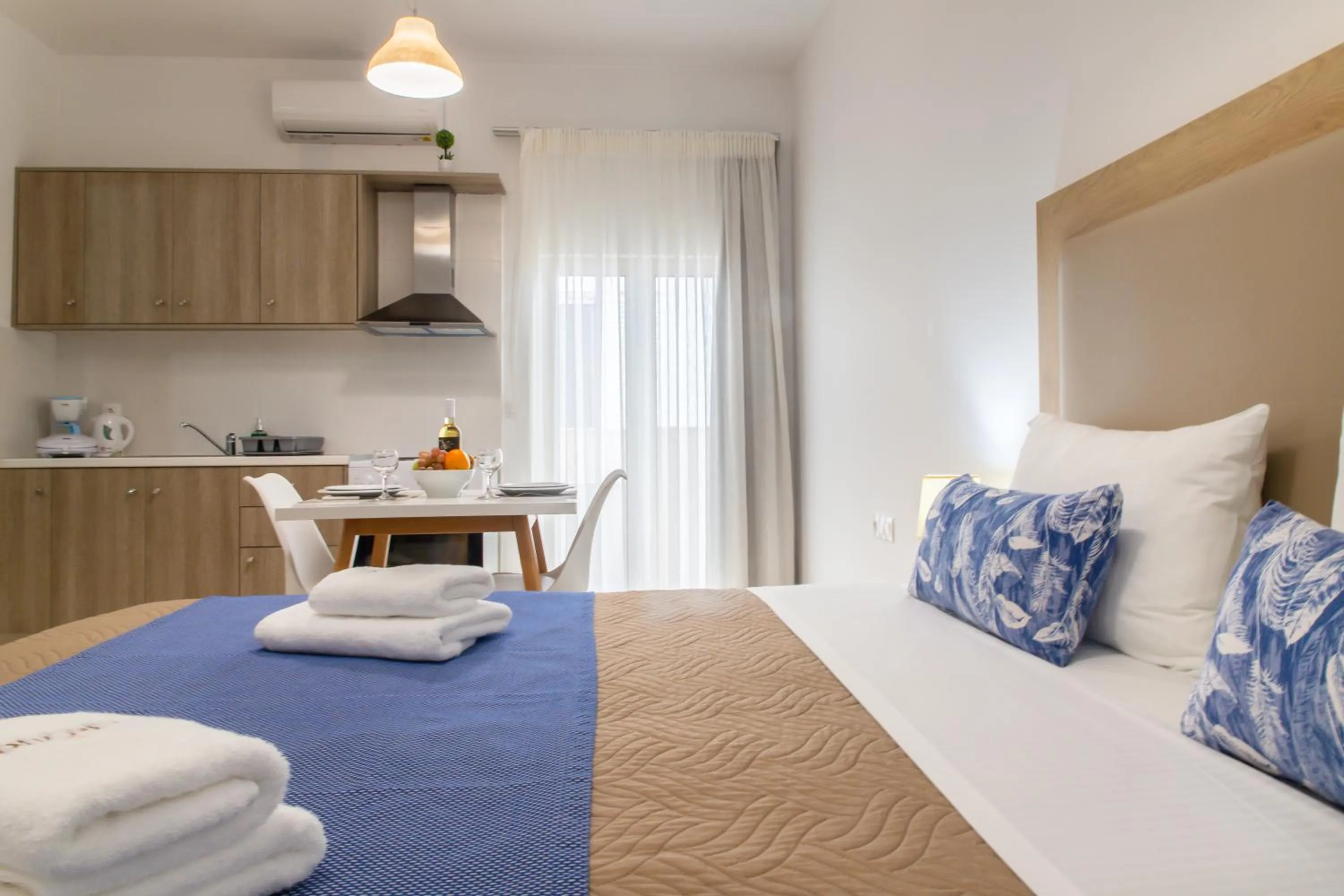 Photo of the whole room, Bed in Argiri Apartments & Suites