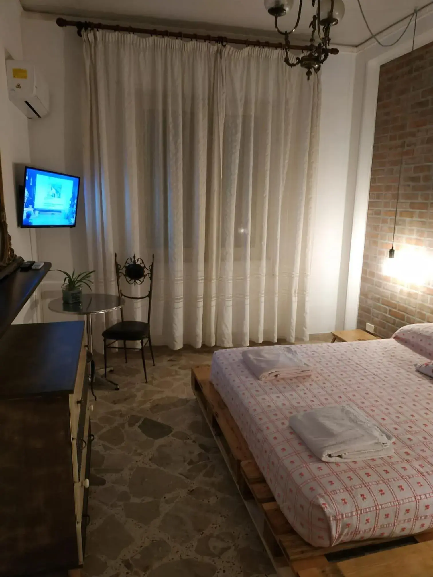 Double Room with Private Bathroom in Tilde B&B Double Room with Private Bathroom in Tilde B&B