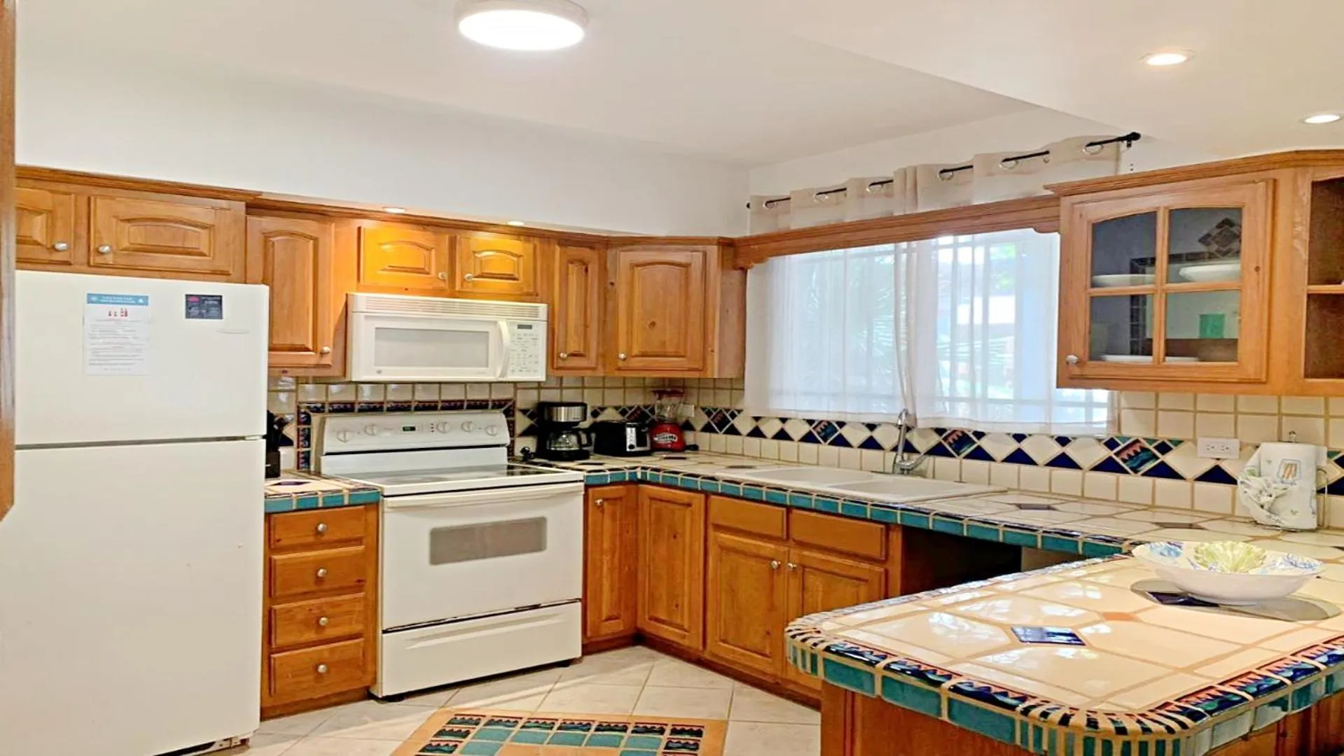 kitchen in Villa Relax 1 by Kivoya