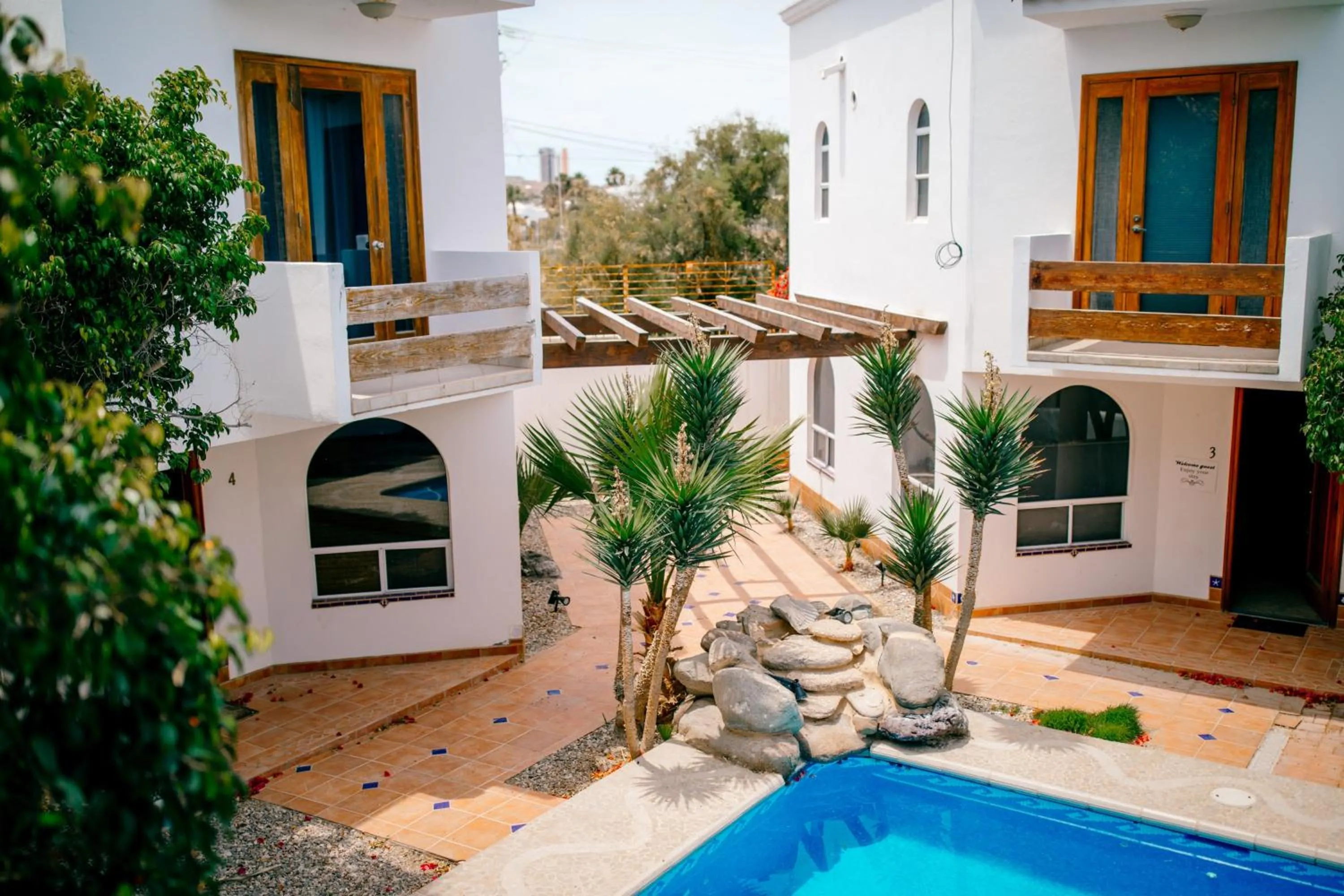 Swimming pool in Villa Relax 1 by Kivoya