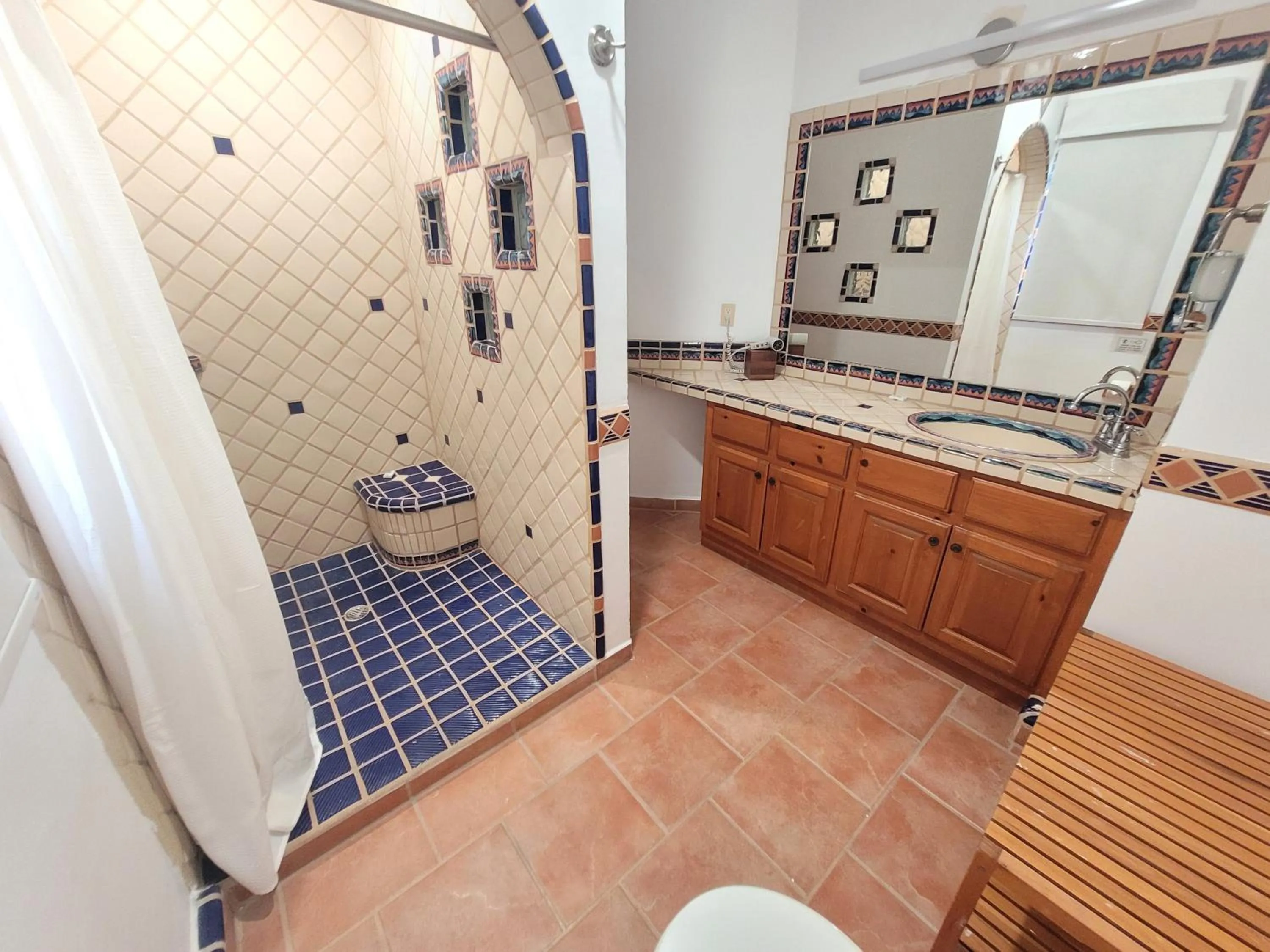 Shower in Villa Relax 2 by Kivoya