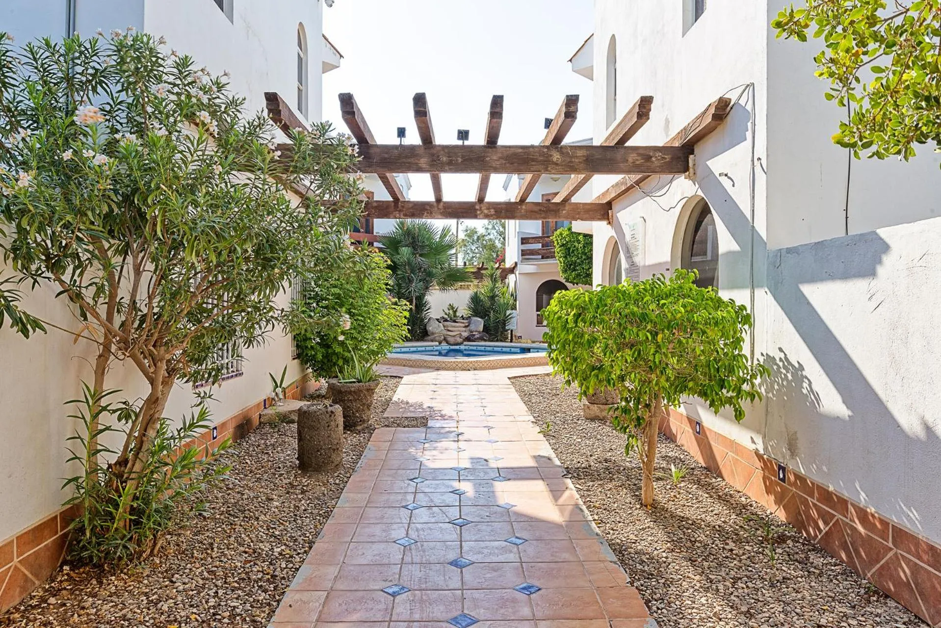 Facade/entrance in Villa Relax 2 by Kivoya