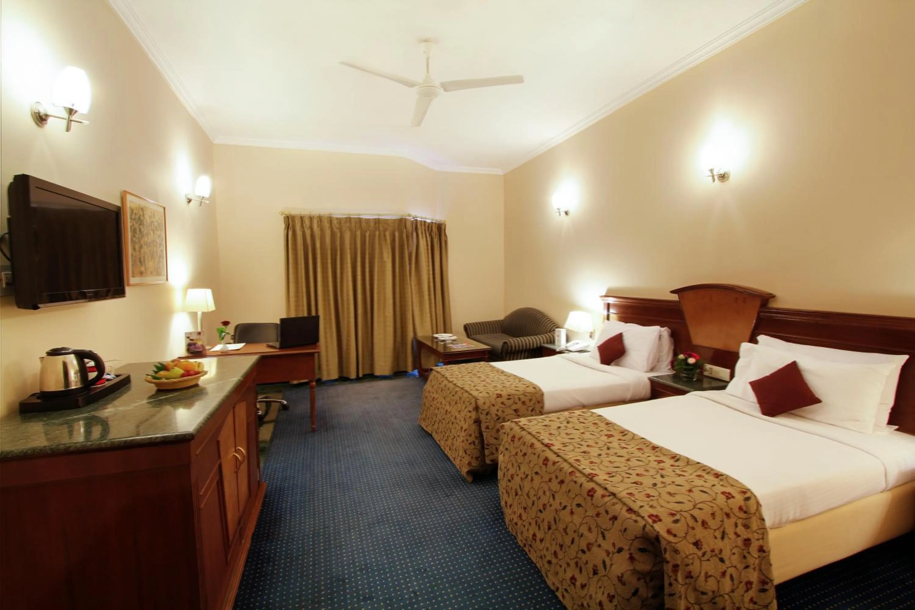 Bedroom in Hotel Madhuban