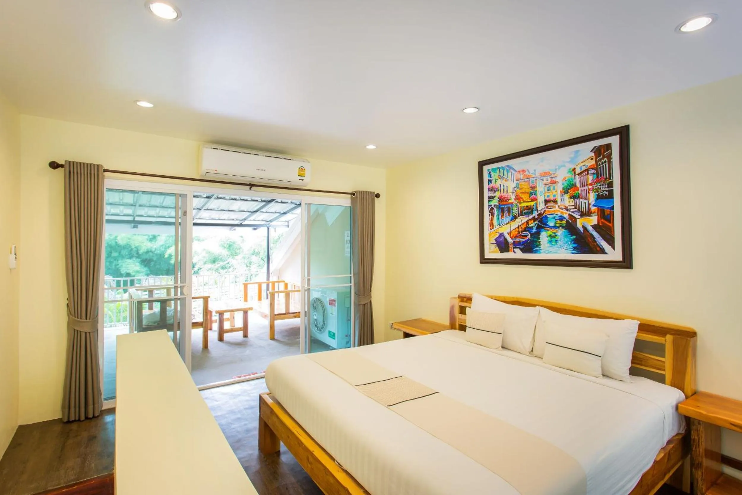 Living room, Bed in Watermill Resort