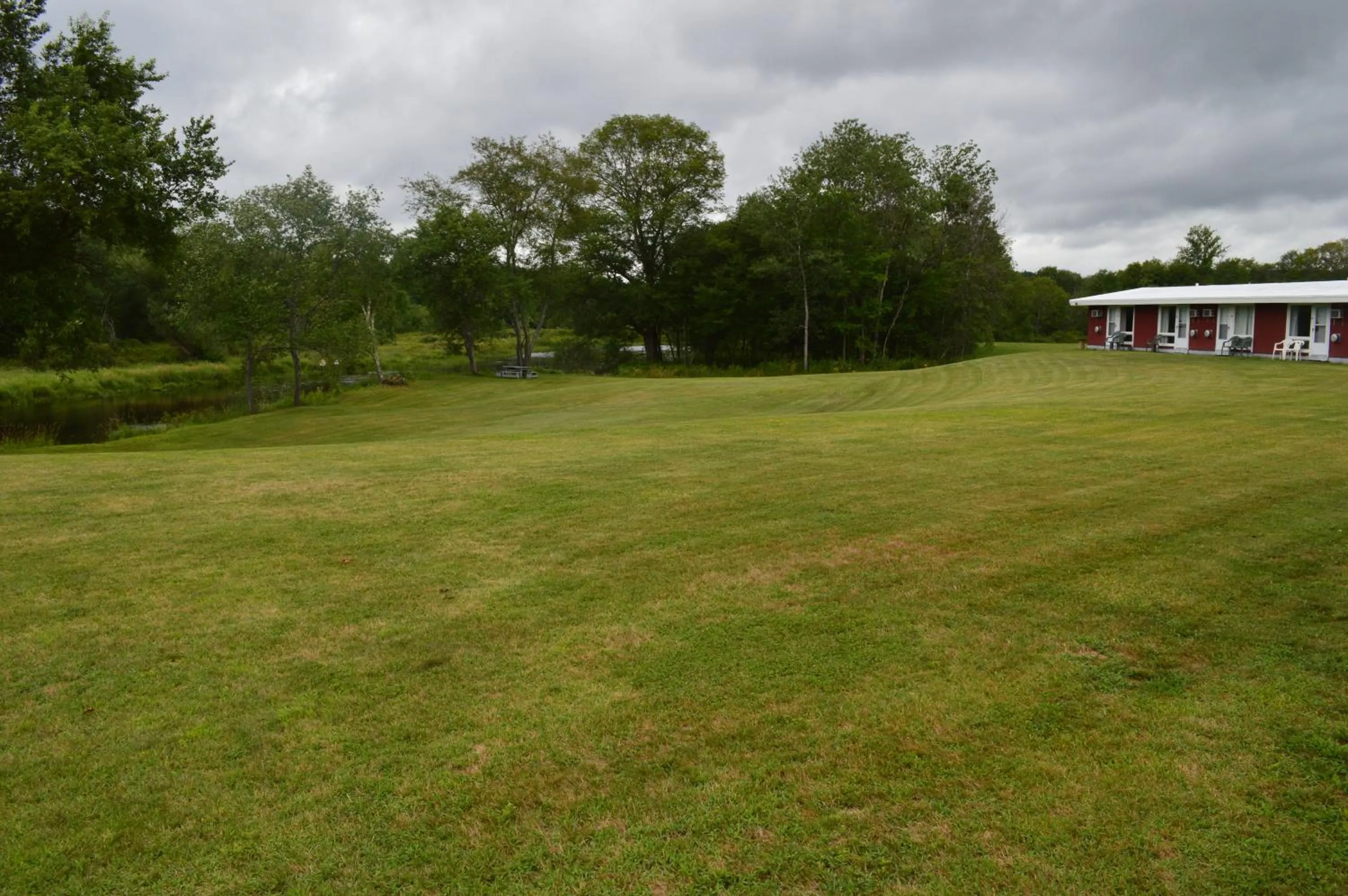 River view in Copper Lantern Motor Lodge