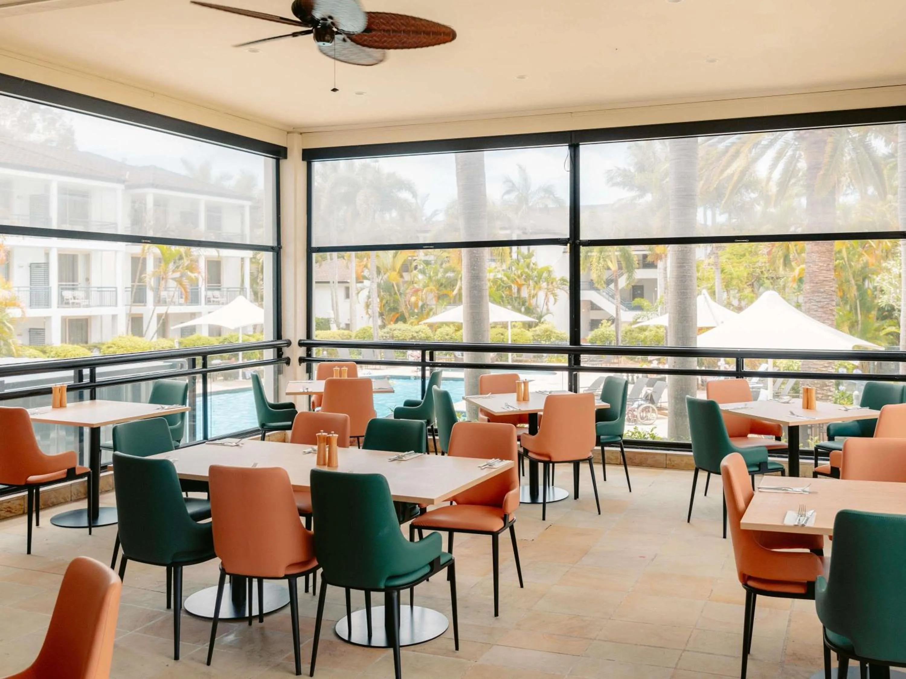 Restaurant/places to eat in Mercure Gold Coast Resort