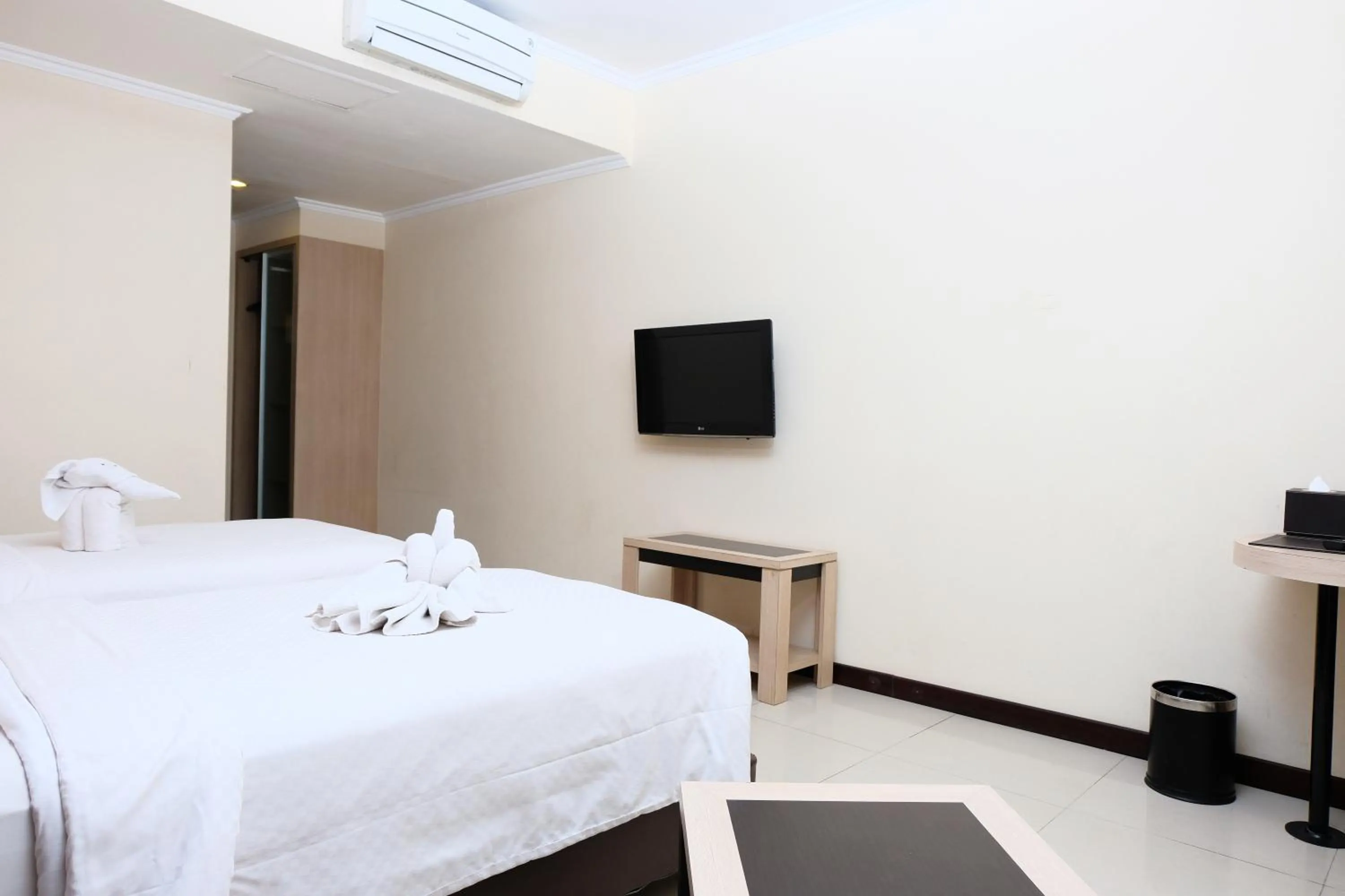 Bed in Rio City Hotel