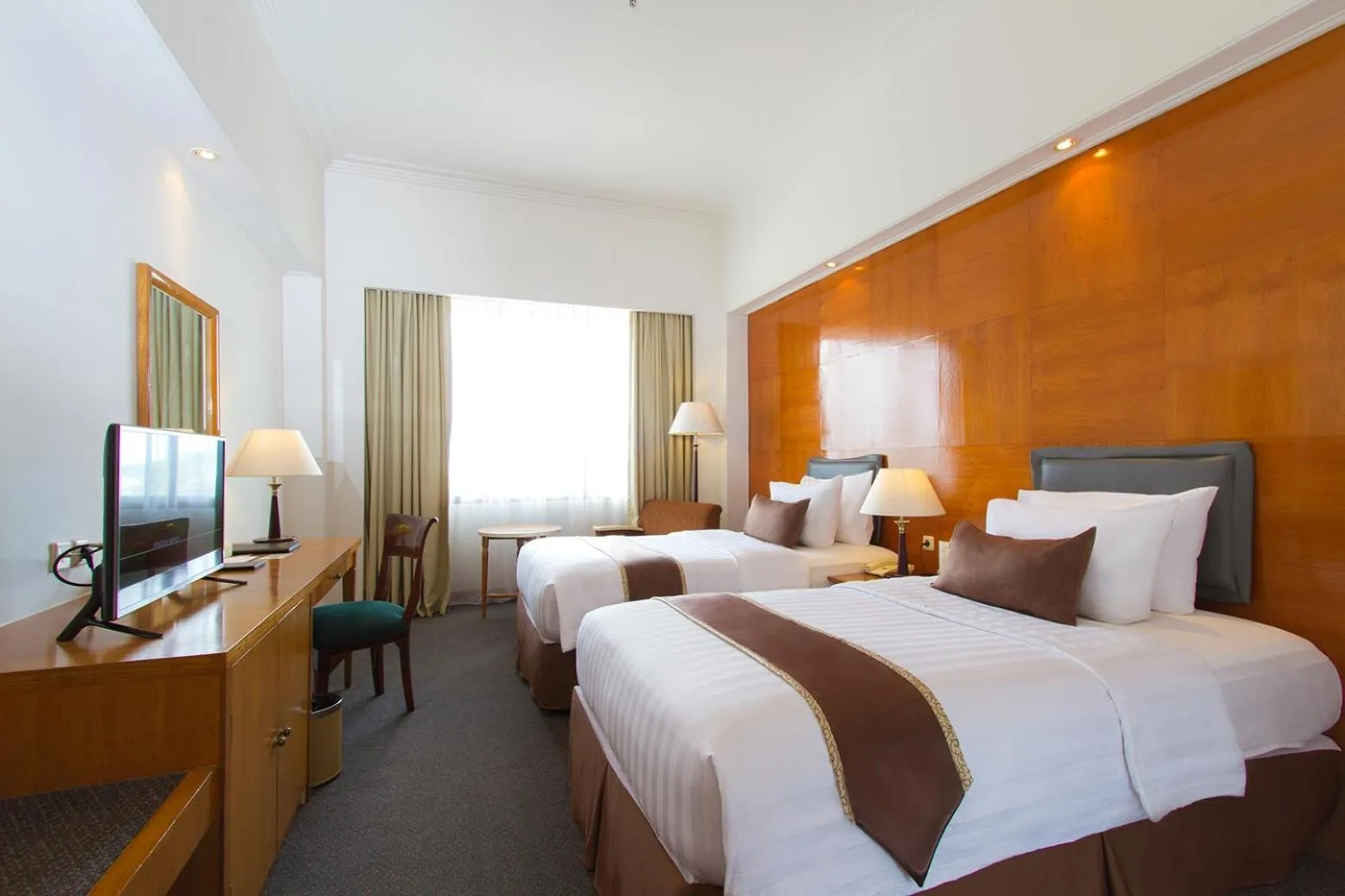 Day in Hotel Salak The Heritage Bogor